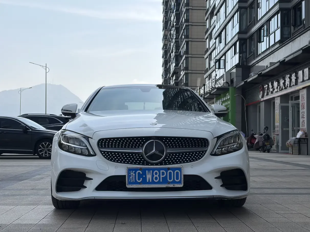 Mercedes-Benz C-Class  из Китая