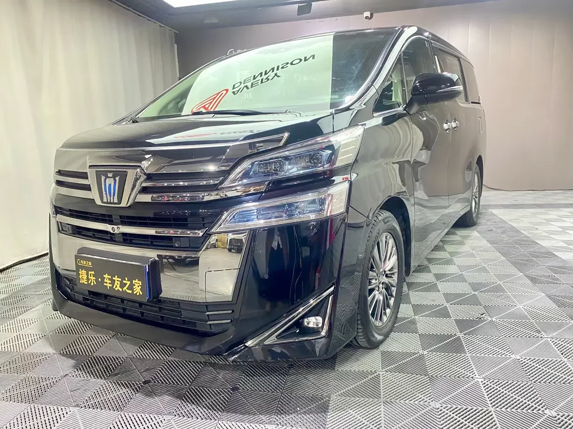 Toyota Crown Wellfire