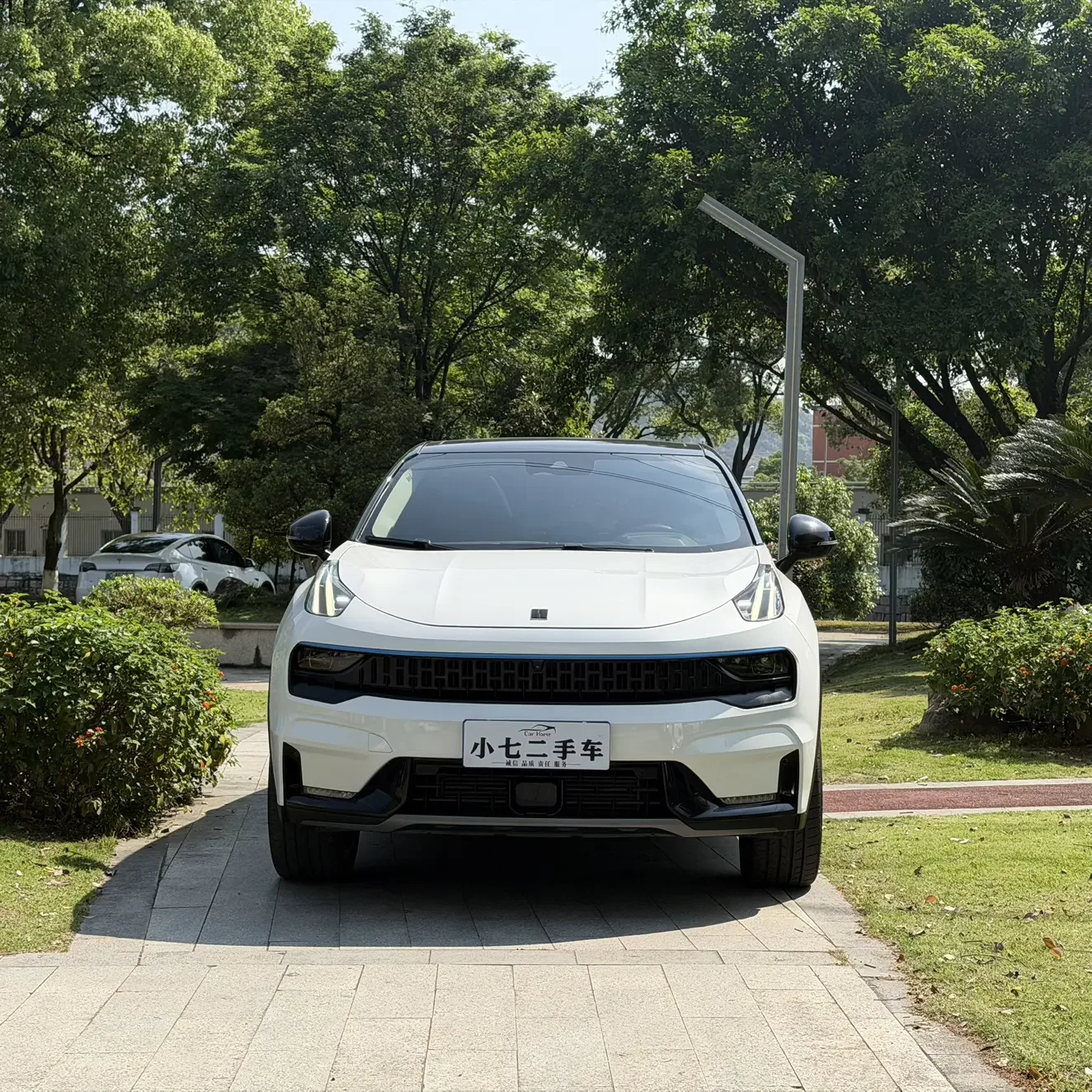 Lynk & Co 05