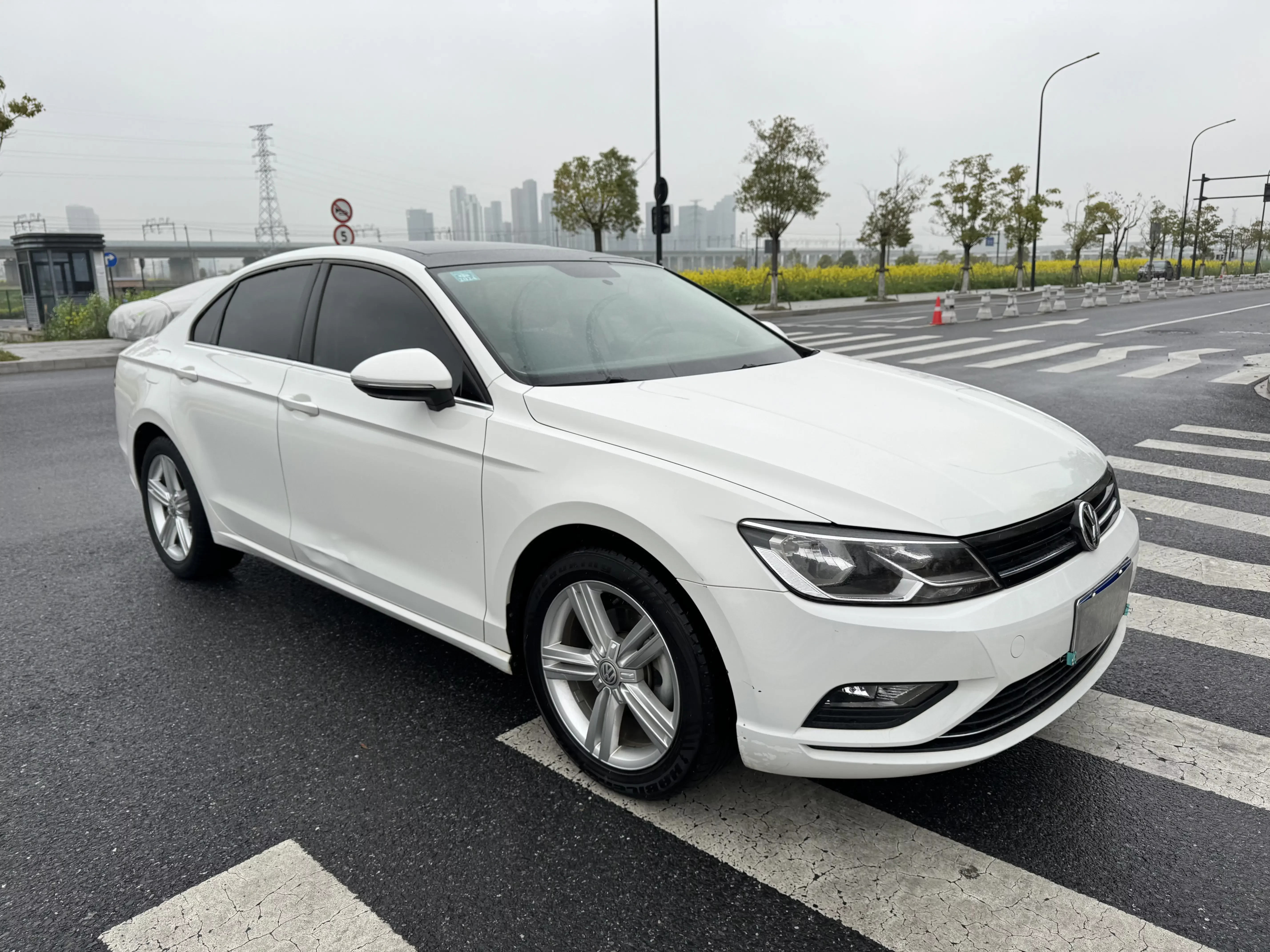 Volkswagen Lamando