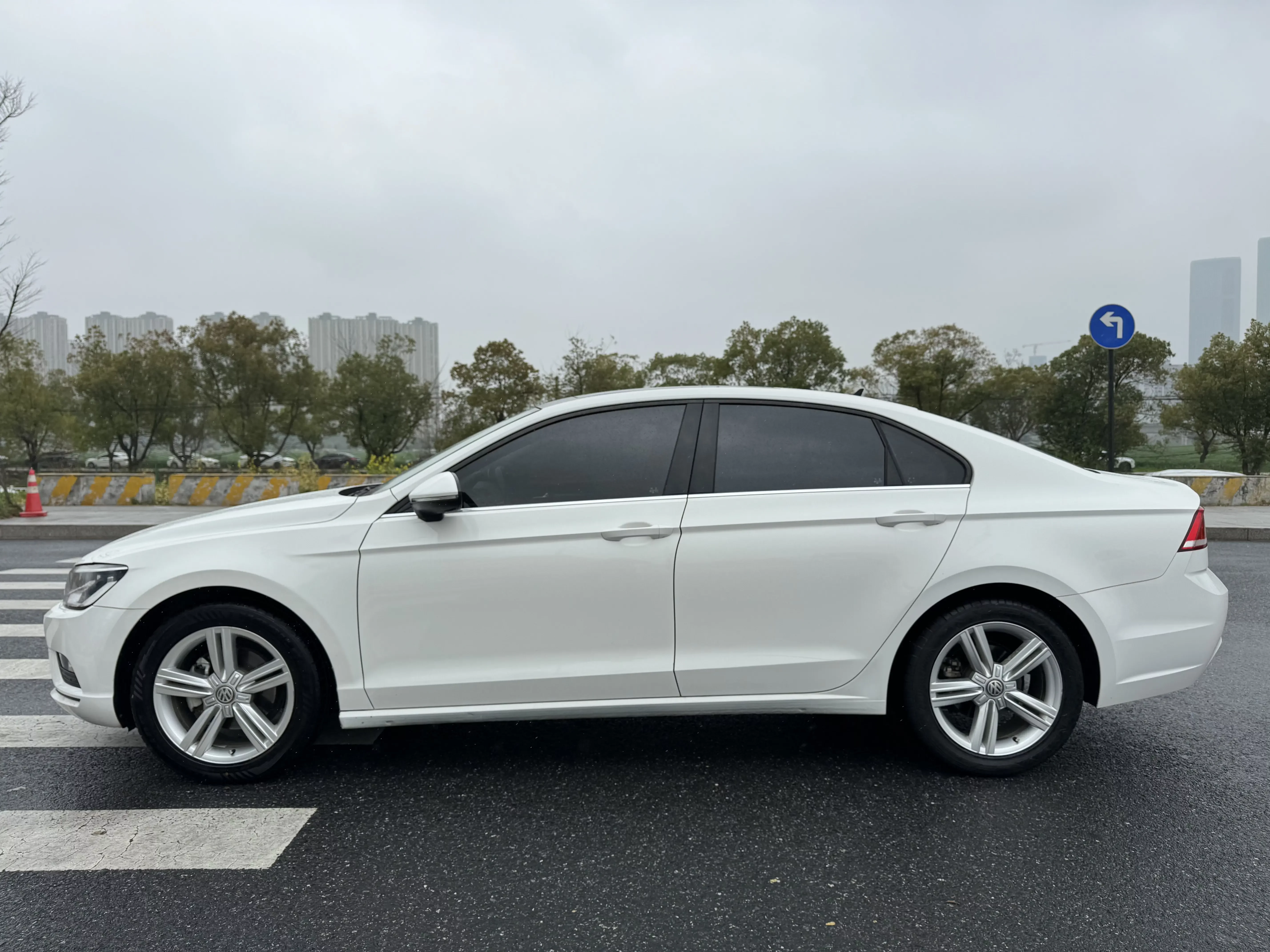 Volkswagen Lamando