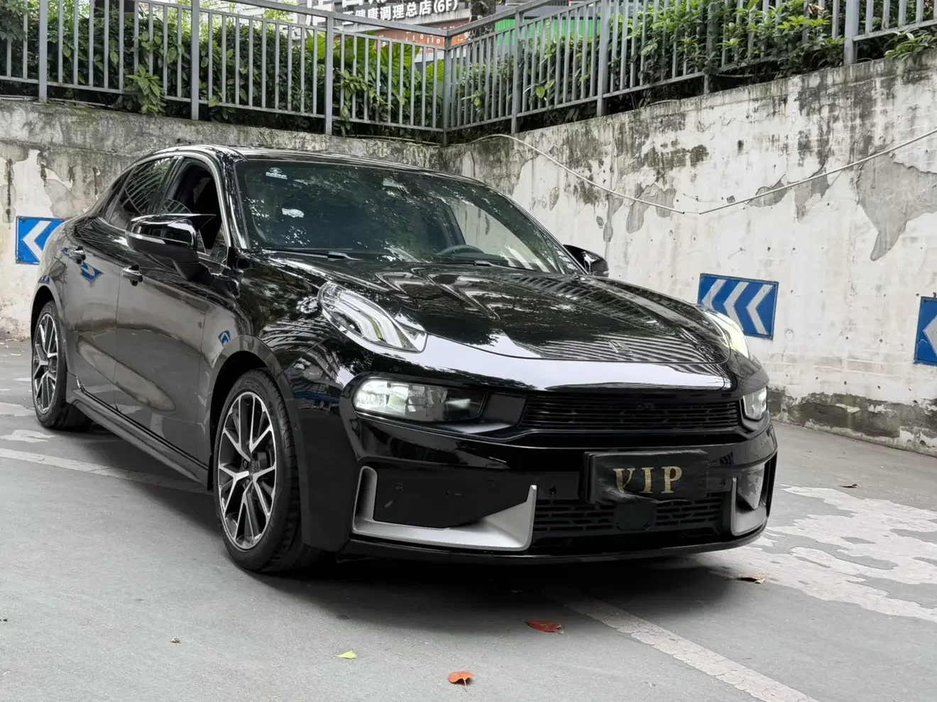 Lynk & Co 03