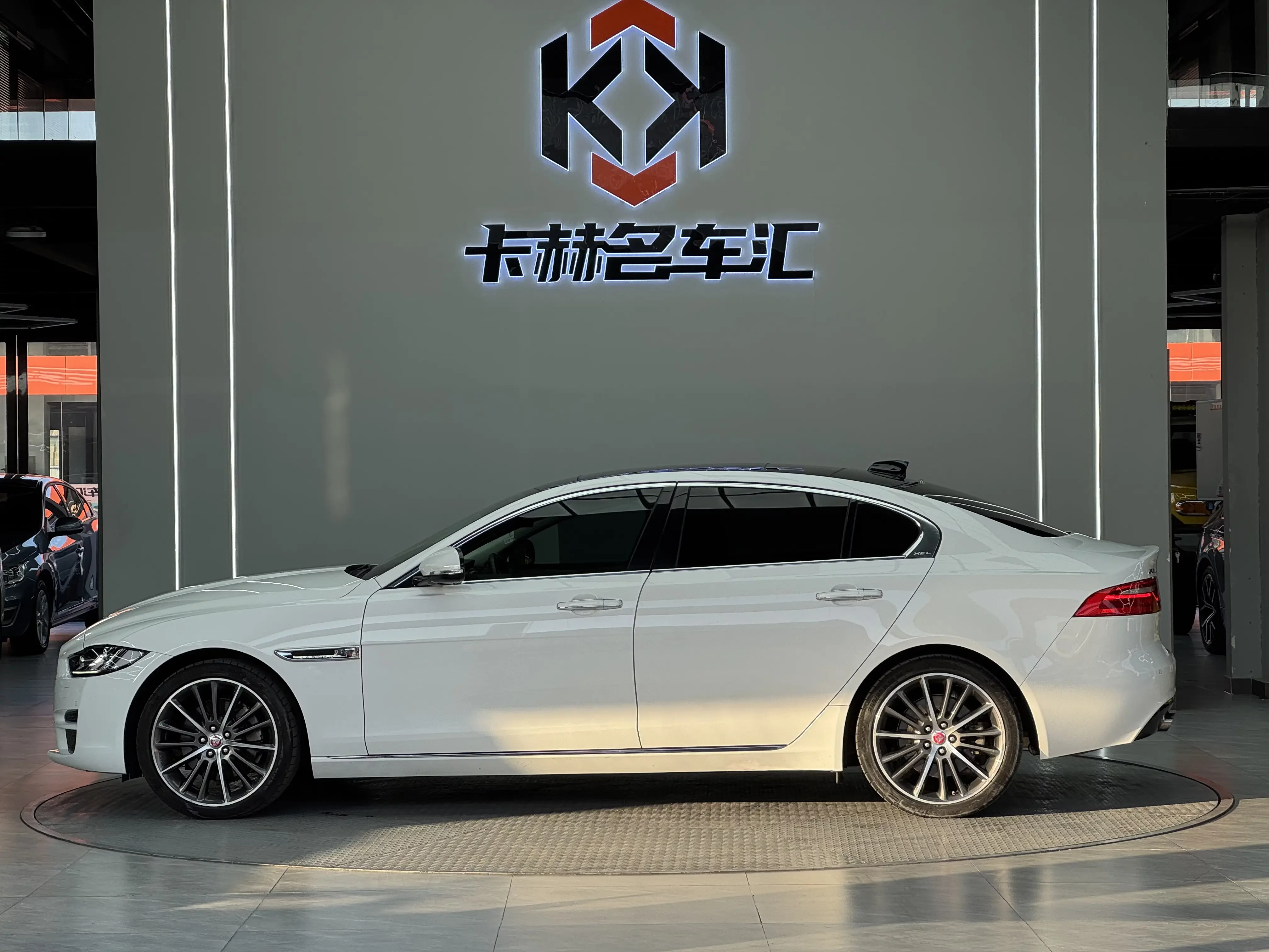 Jaguar XEL