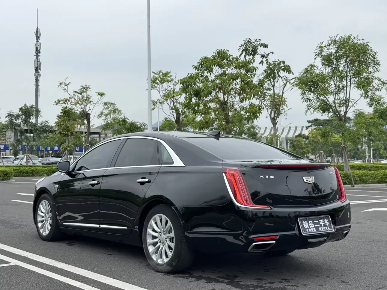 Cadillac XTS