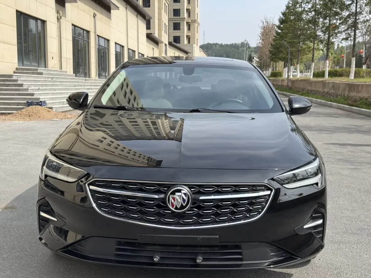 Buick Majesty