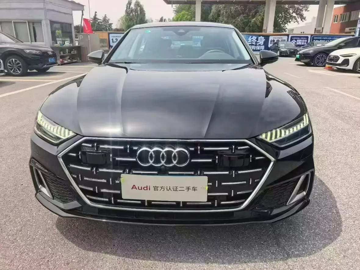 Audi A7L