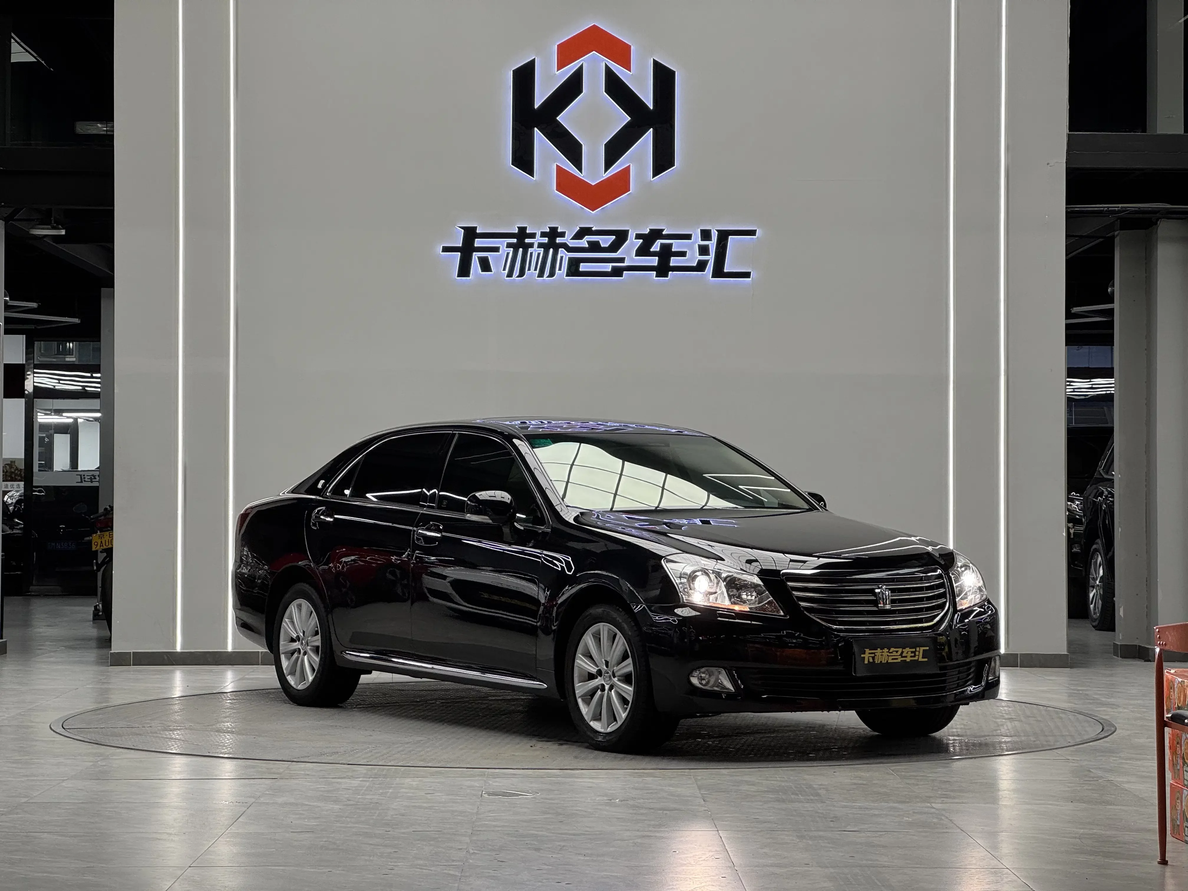 Toyota crown