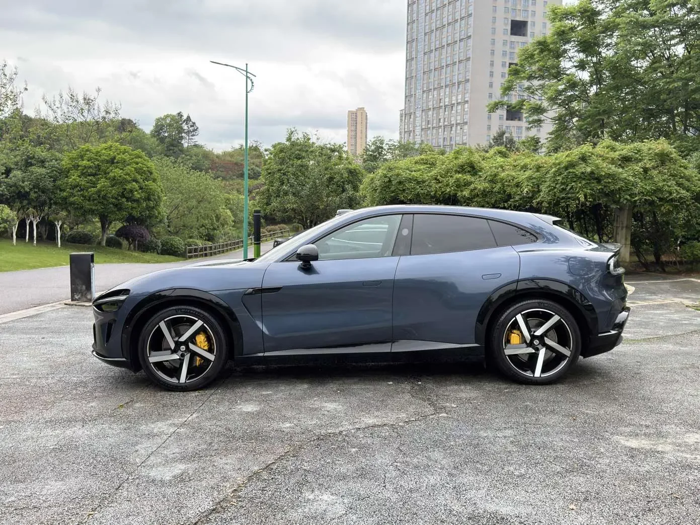 Xiaomi car Xiaomi YU7