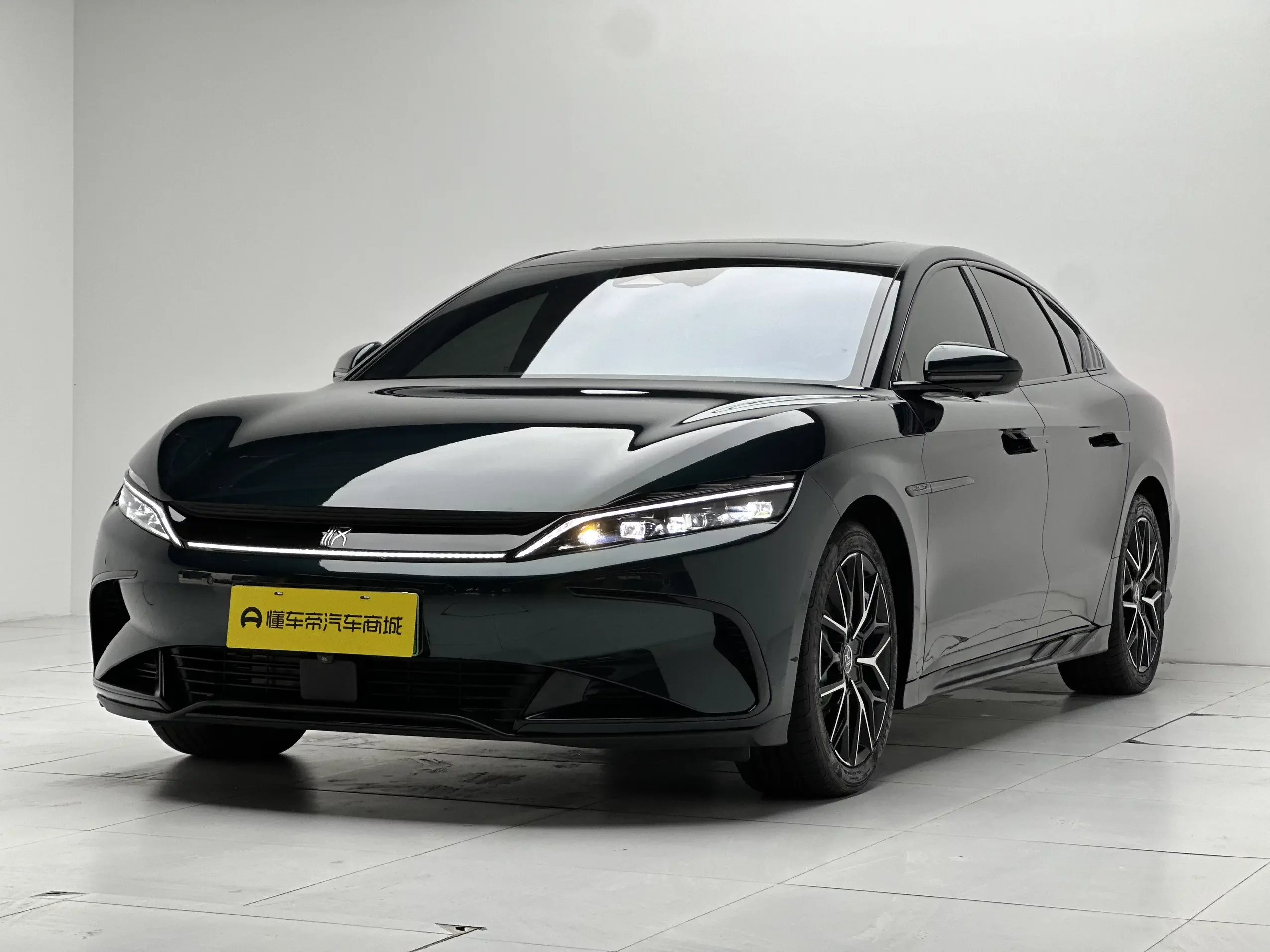 BYD Han EV