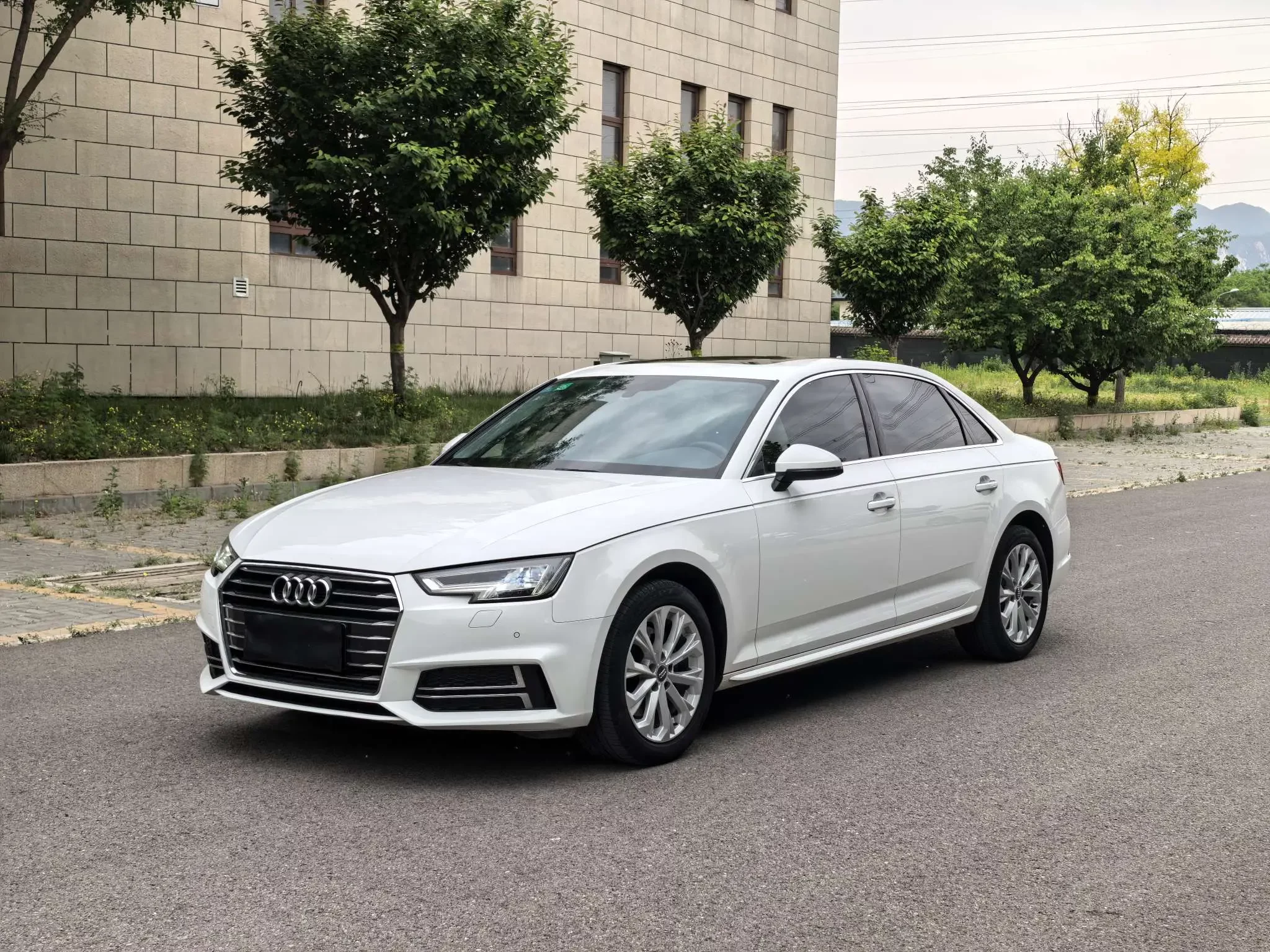 Audi A4L