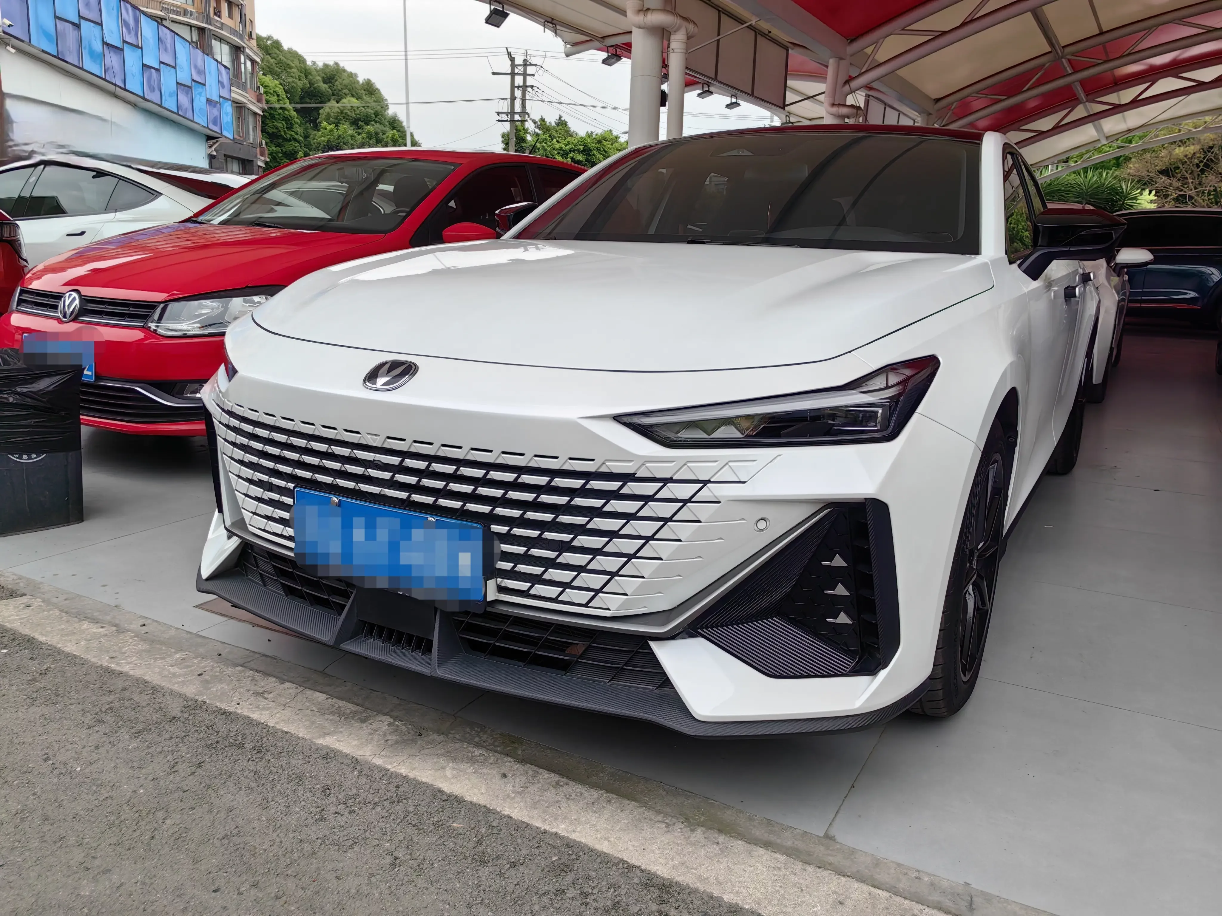 Changan UNI-V