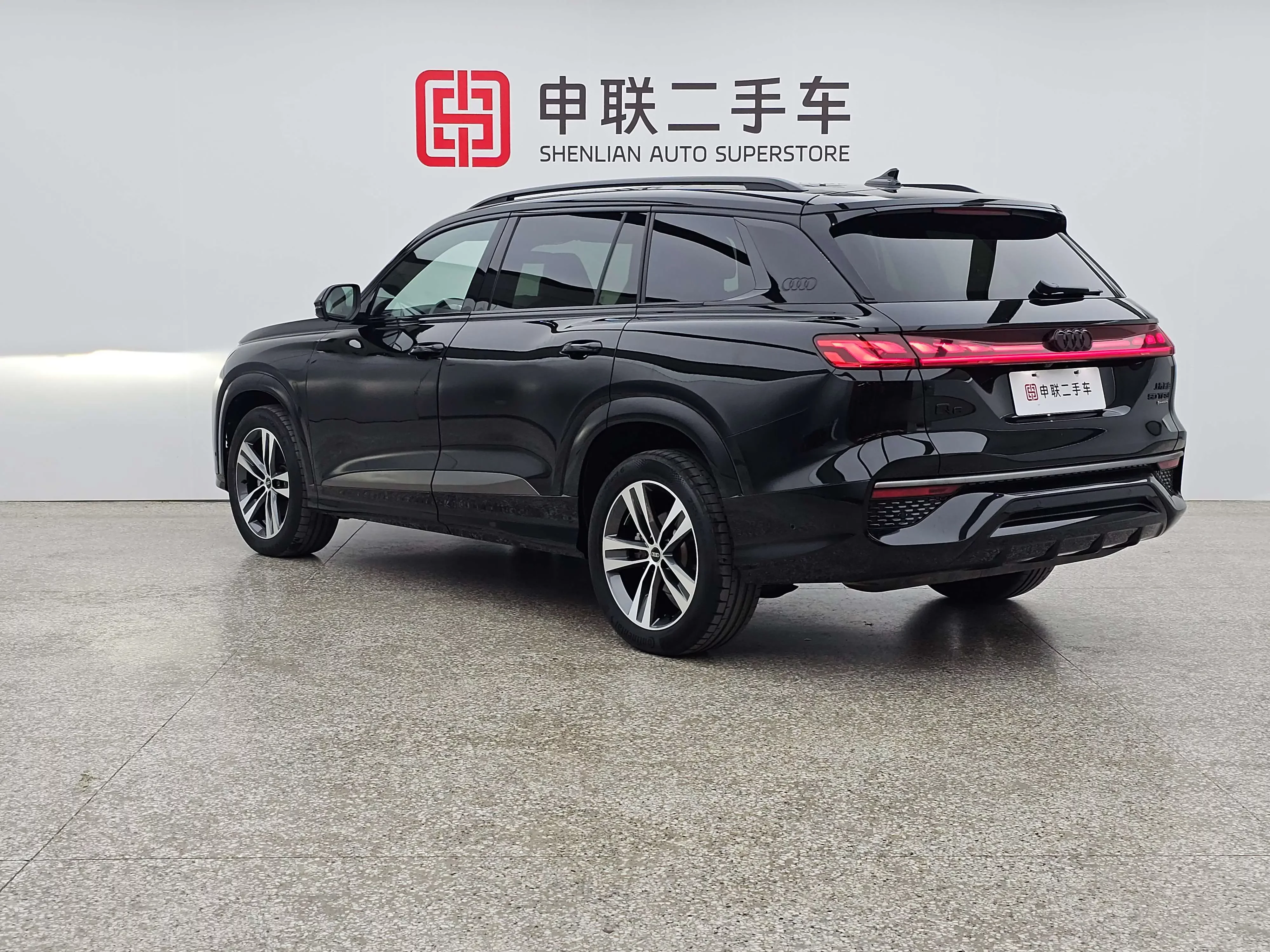 Audi Q6
