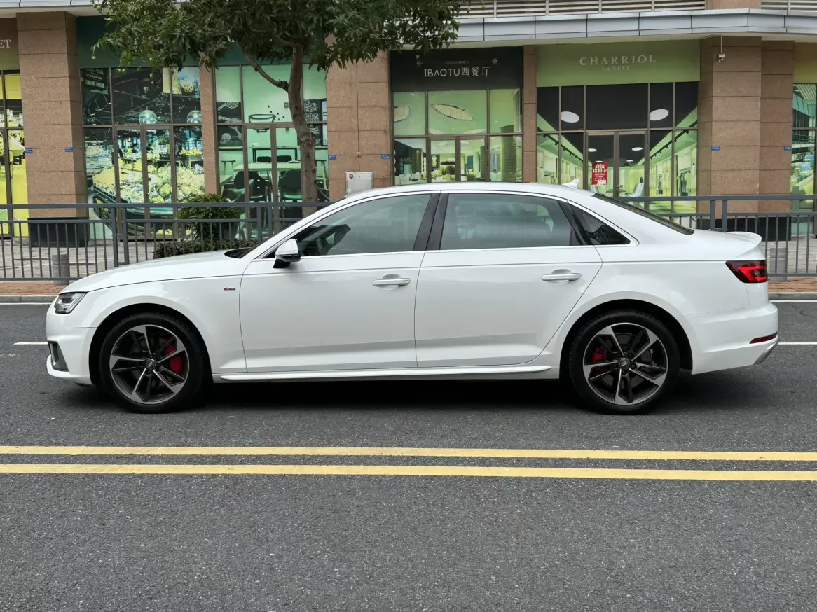 Audi A4L