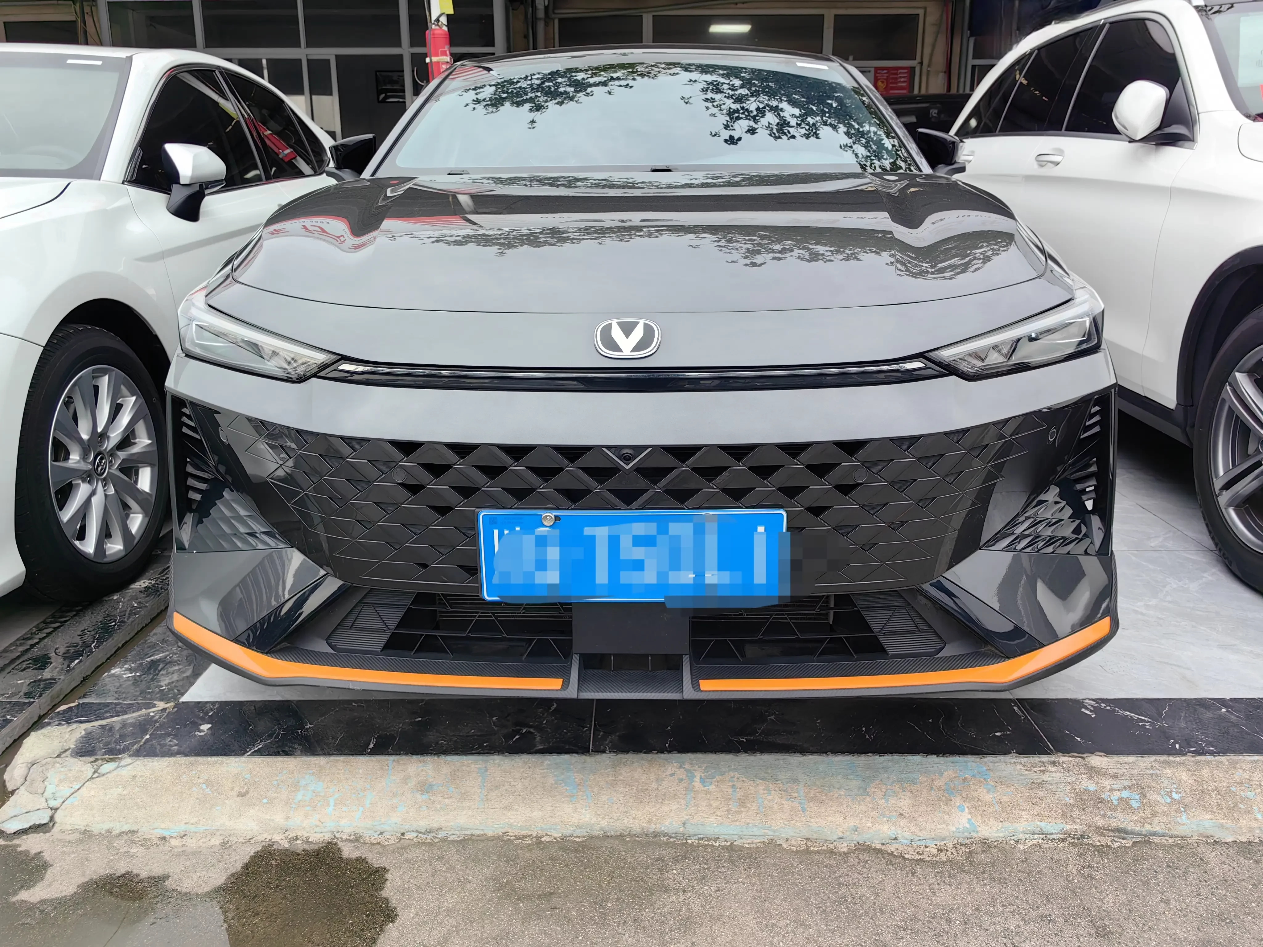 Changan UNI-V