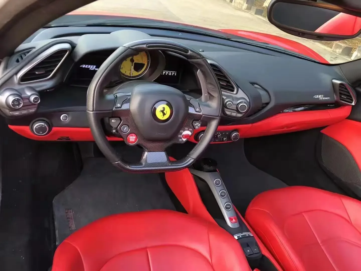 Ferrari 488