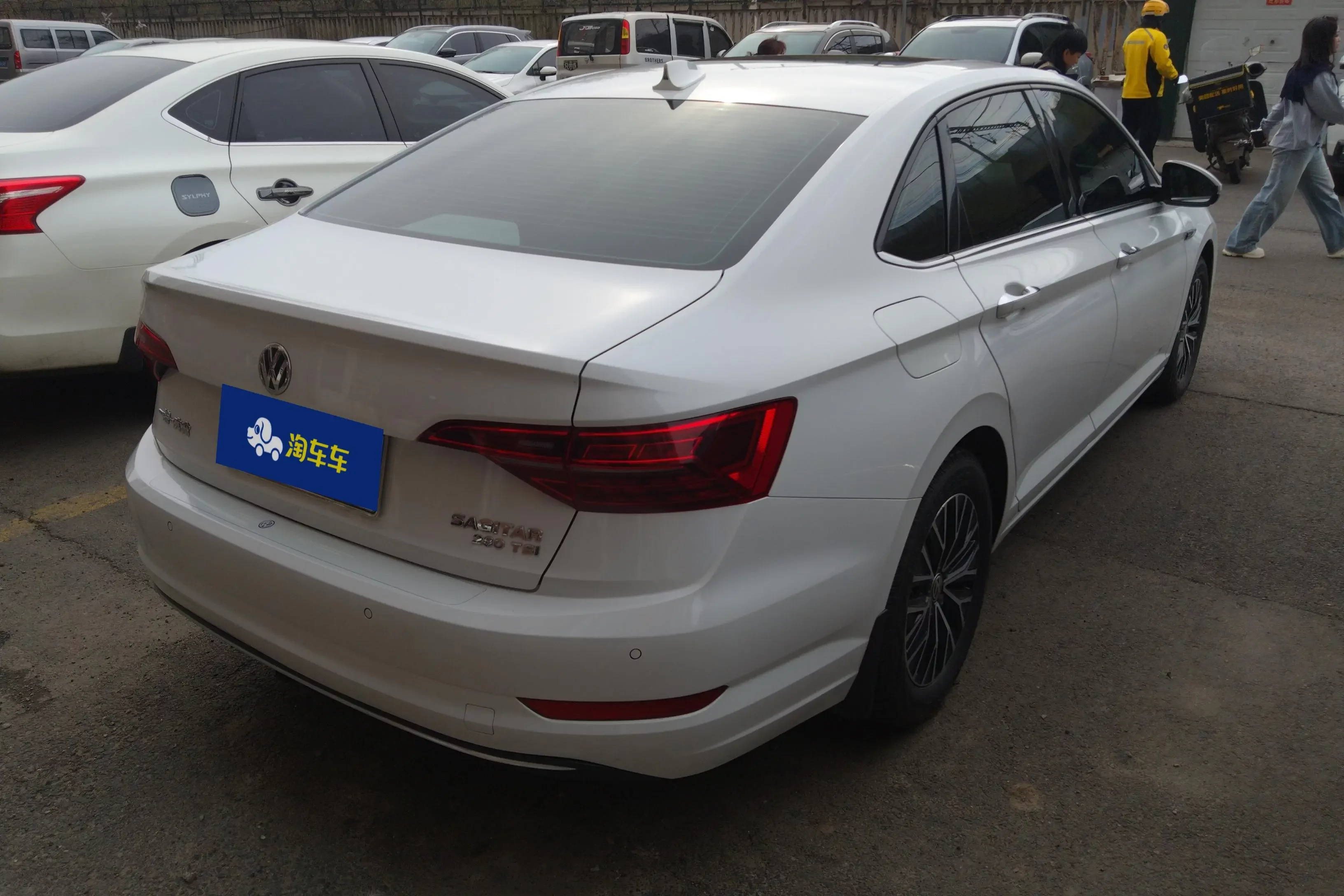 Volkswagen Sagitar