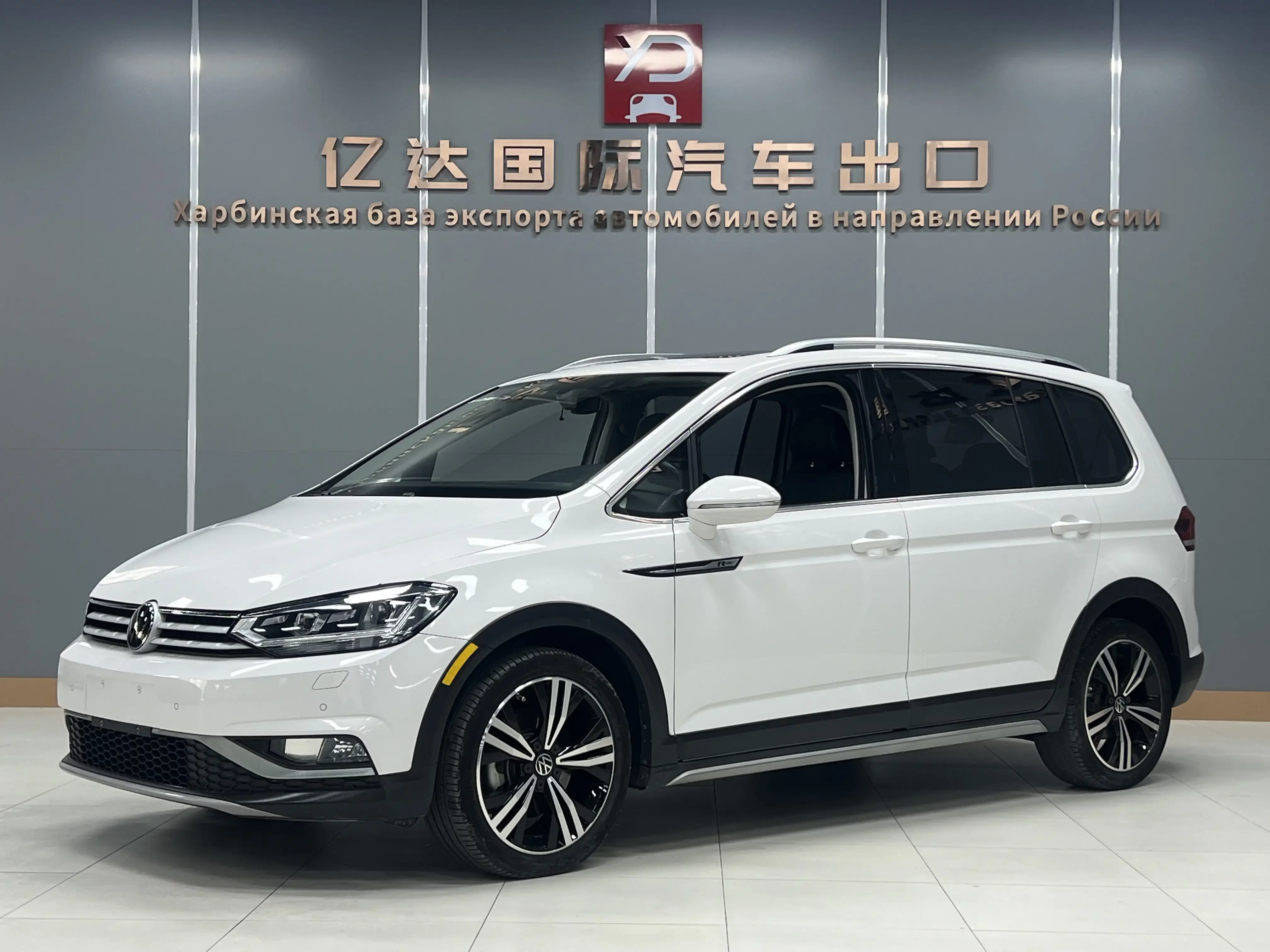 Volkswagen Touran L
