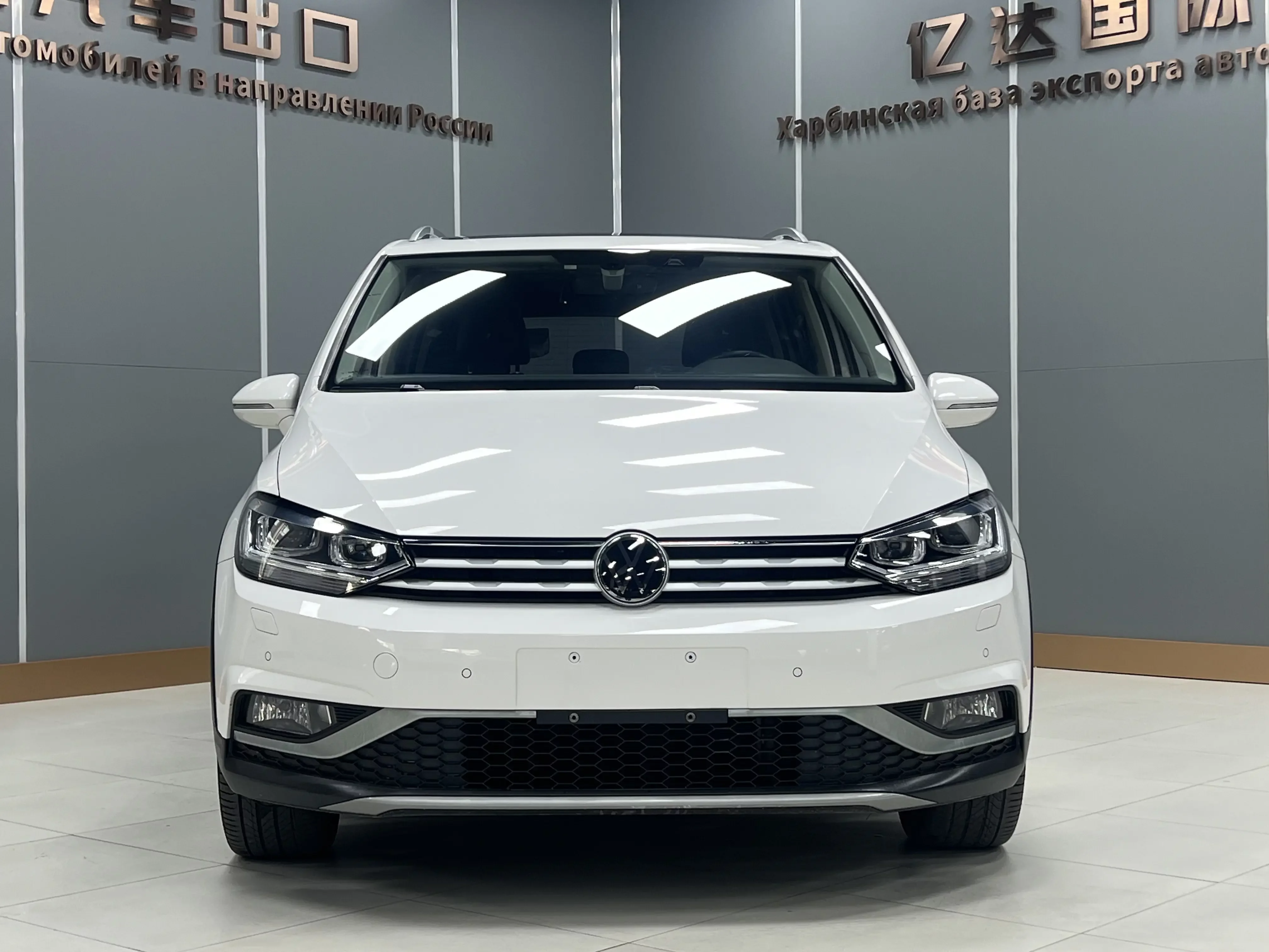 Volkswagen Touran L