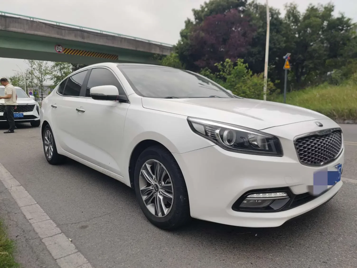 Kia K4