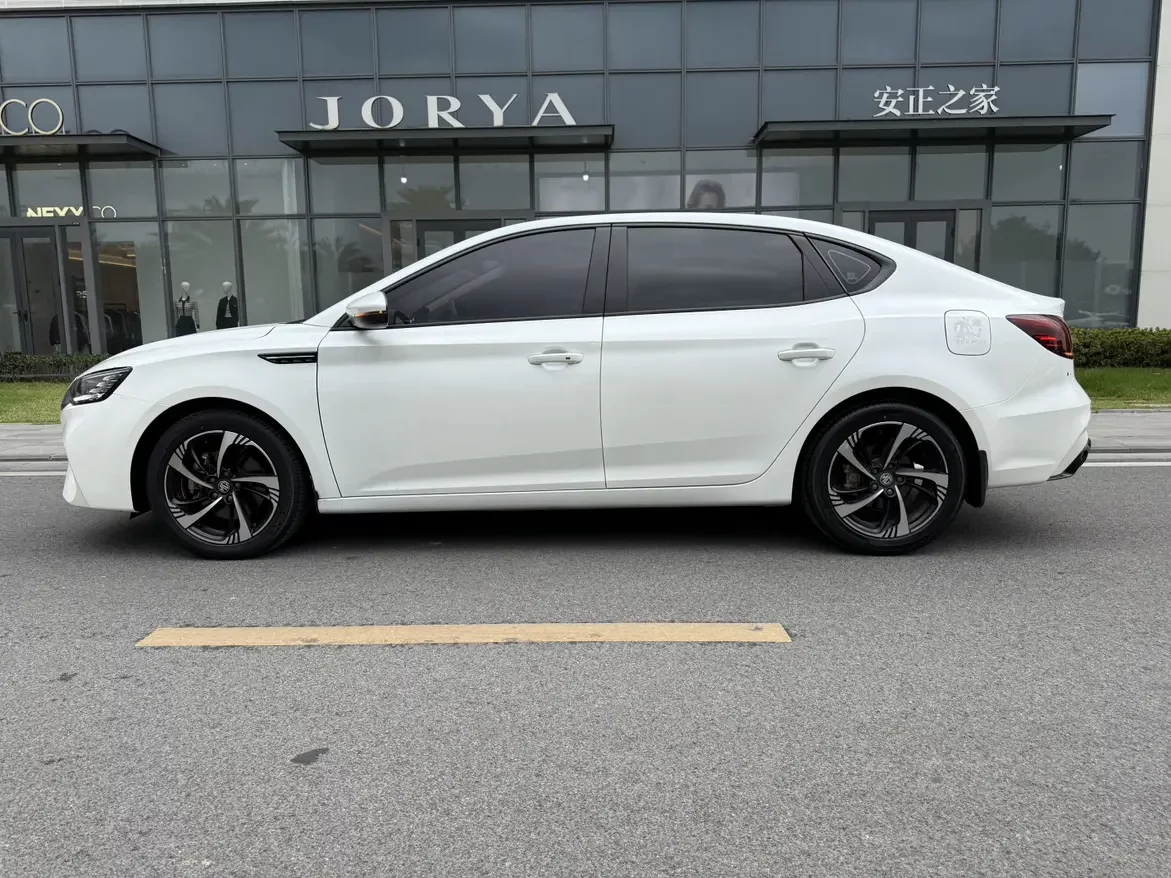 MG 6