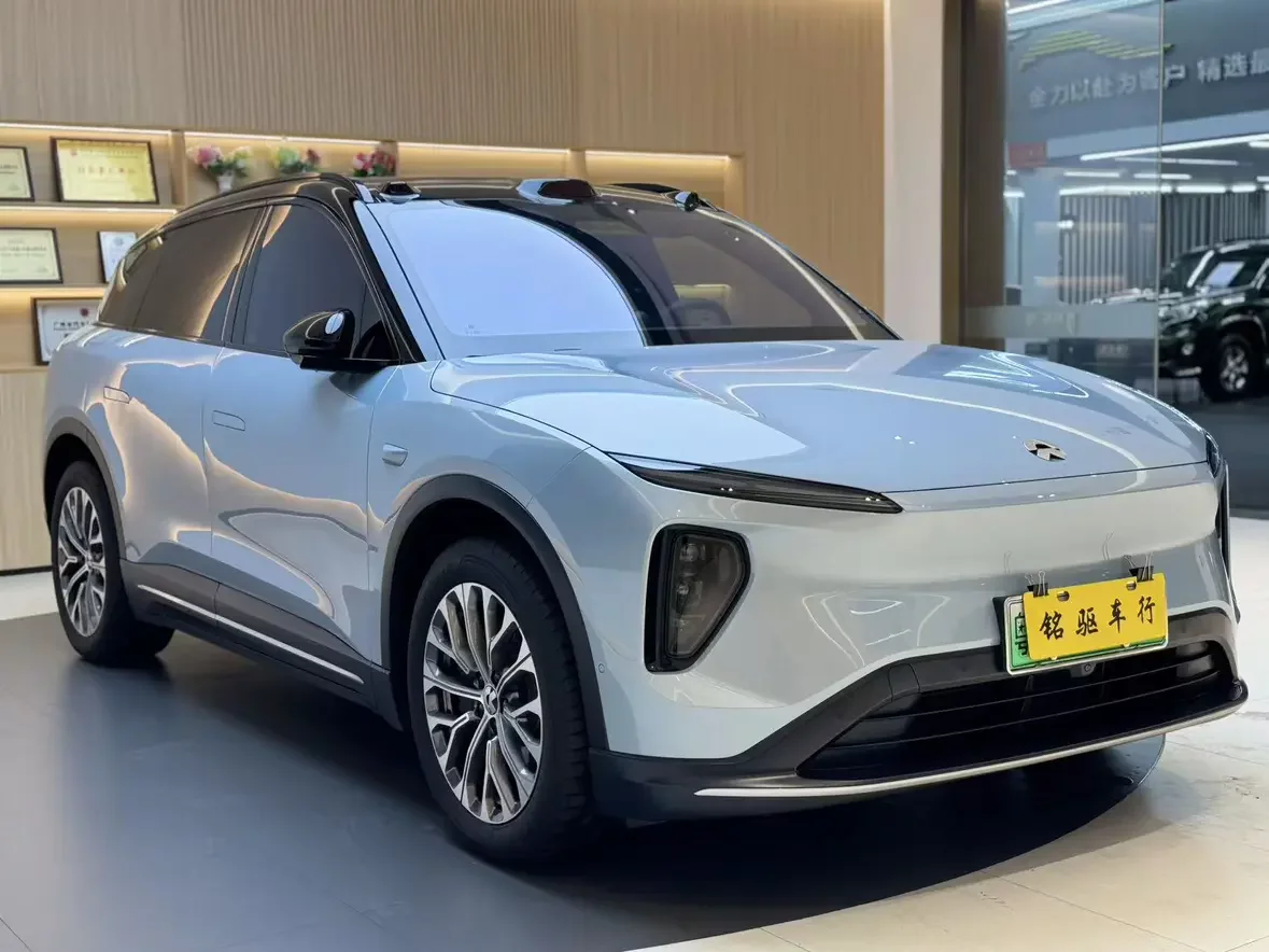 NIO ES6