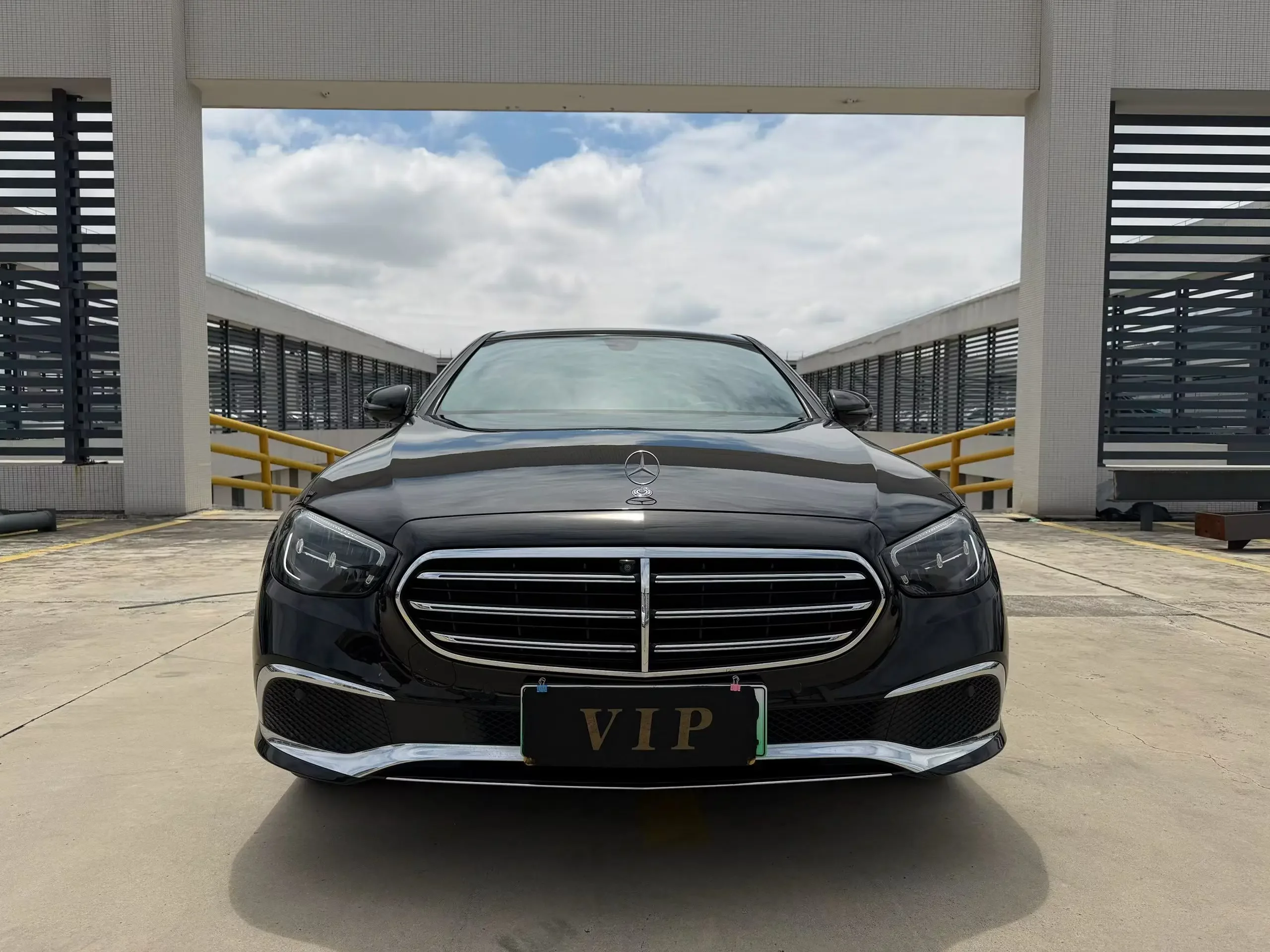Mercedes-Benz E-Class PHEV
