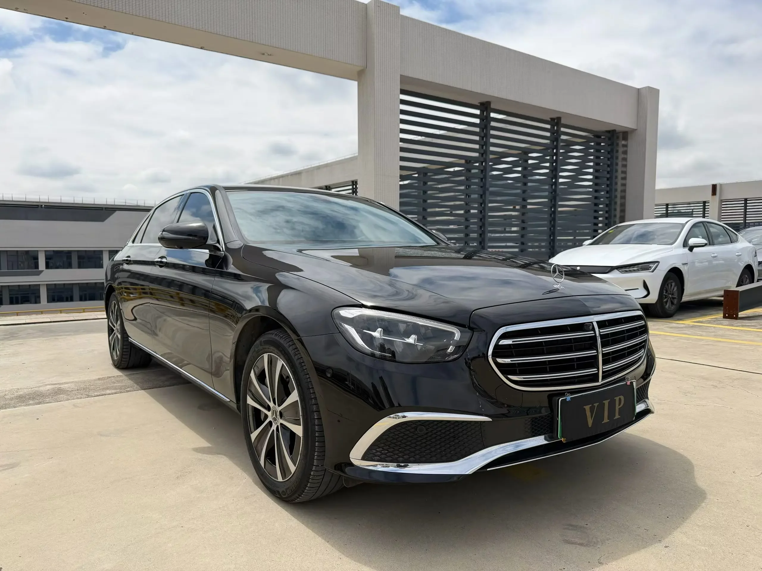 Mercedes-Benz E-Class PHEV