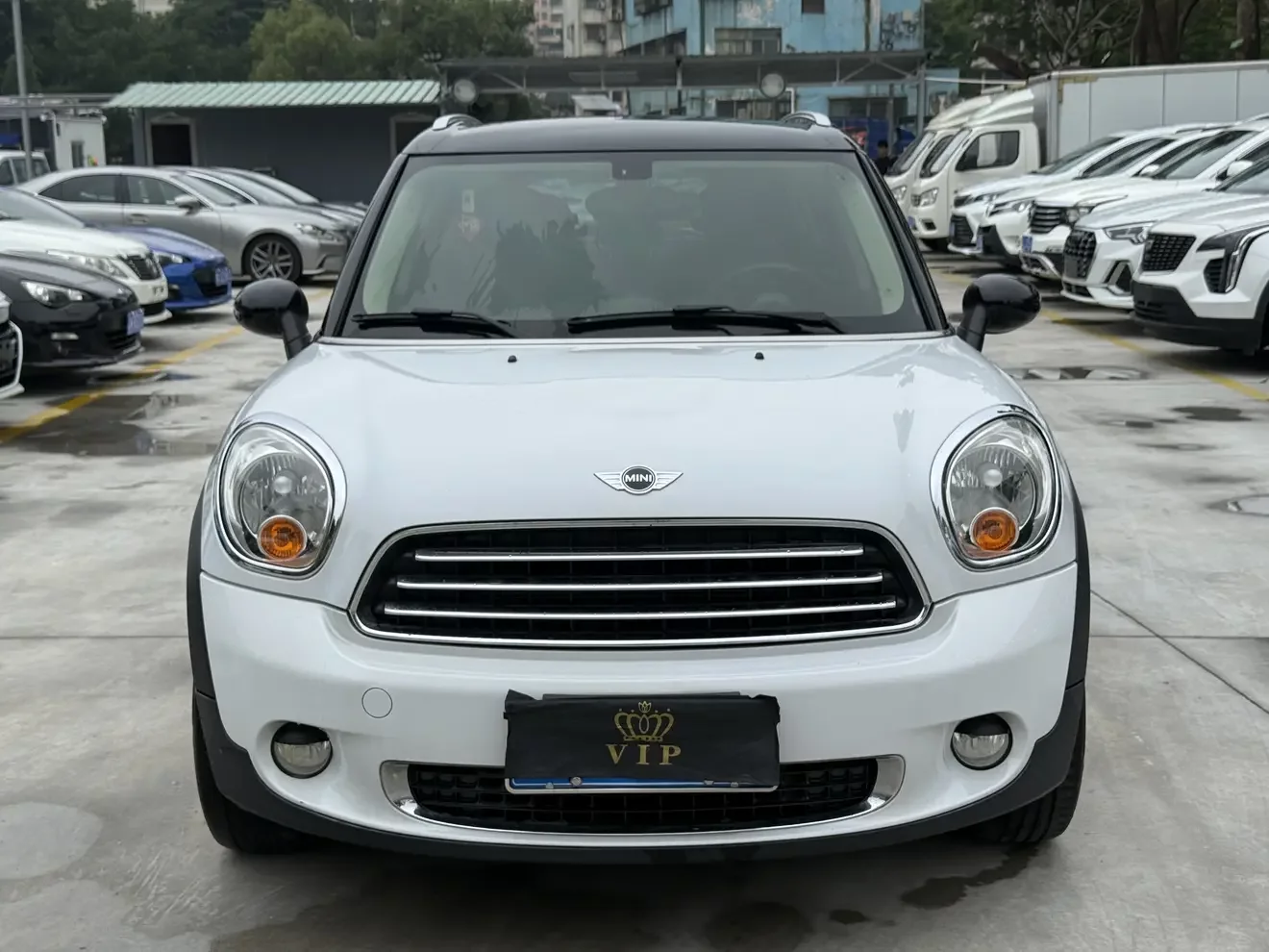 MINI COUNTRYMAN