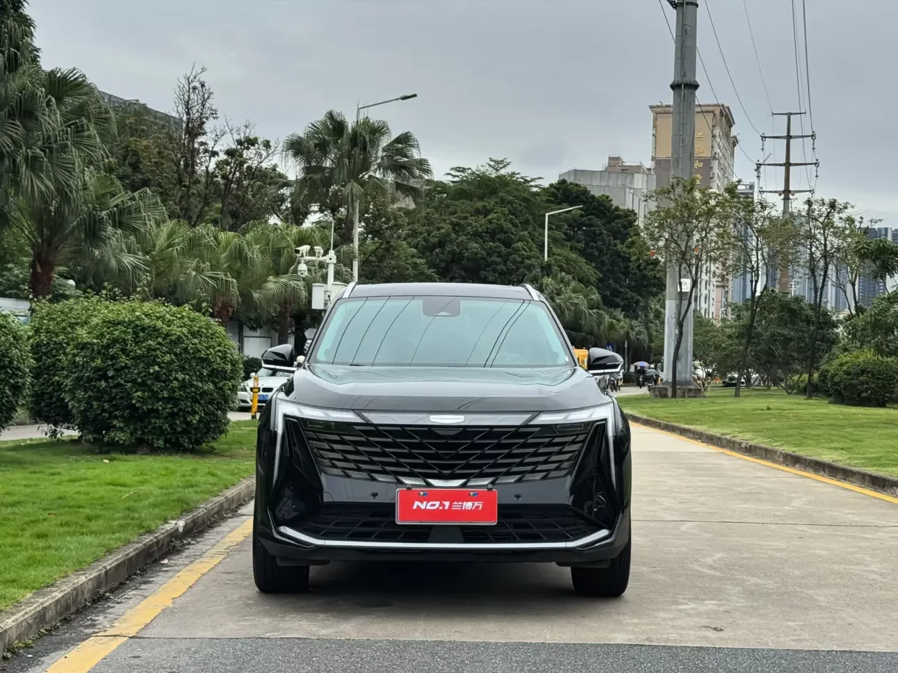 Geely Atlas L