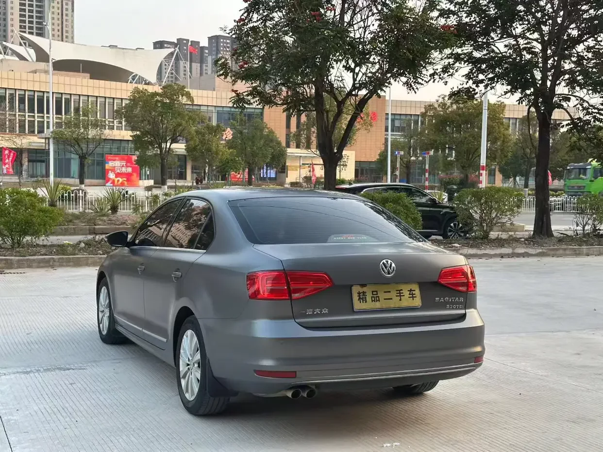 Volkswagen Sagitar
