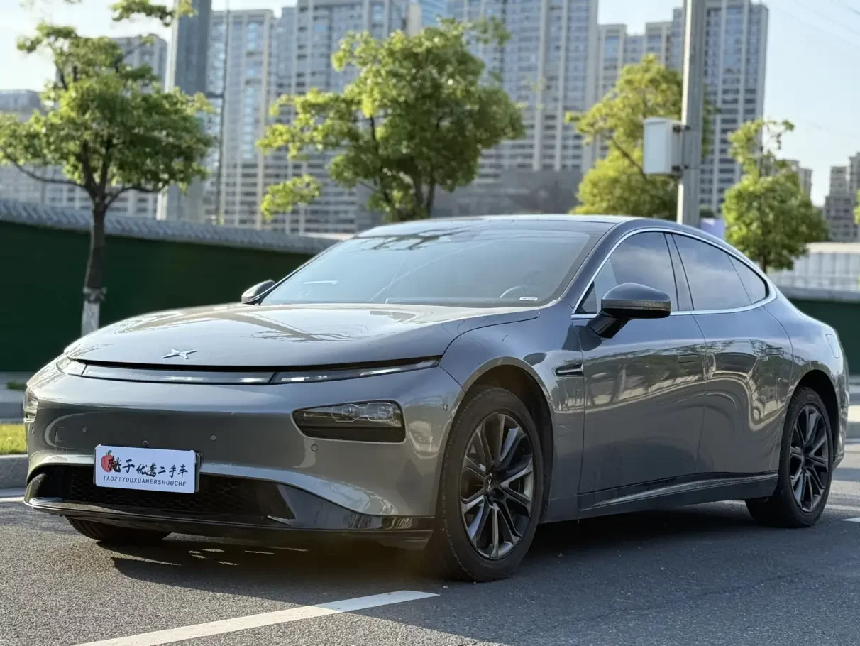 Xpeng P7