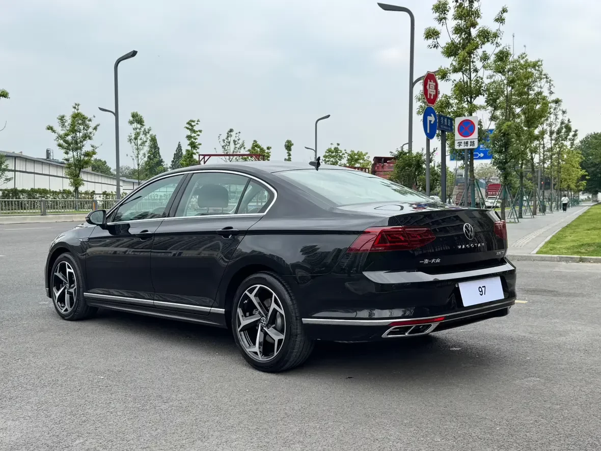 Volkswagen Magotan