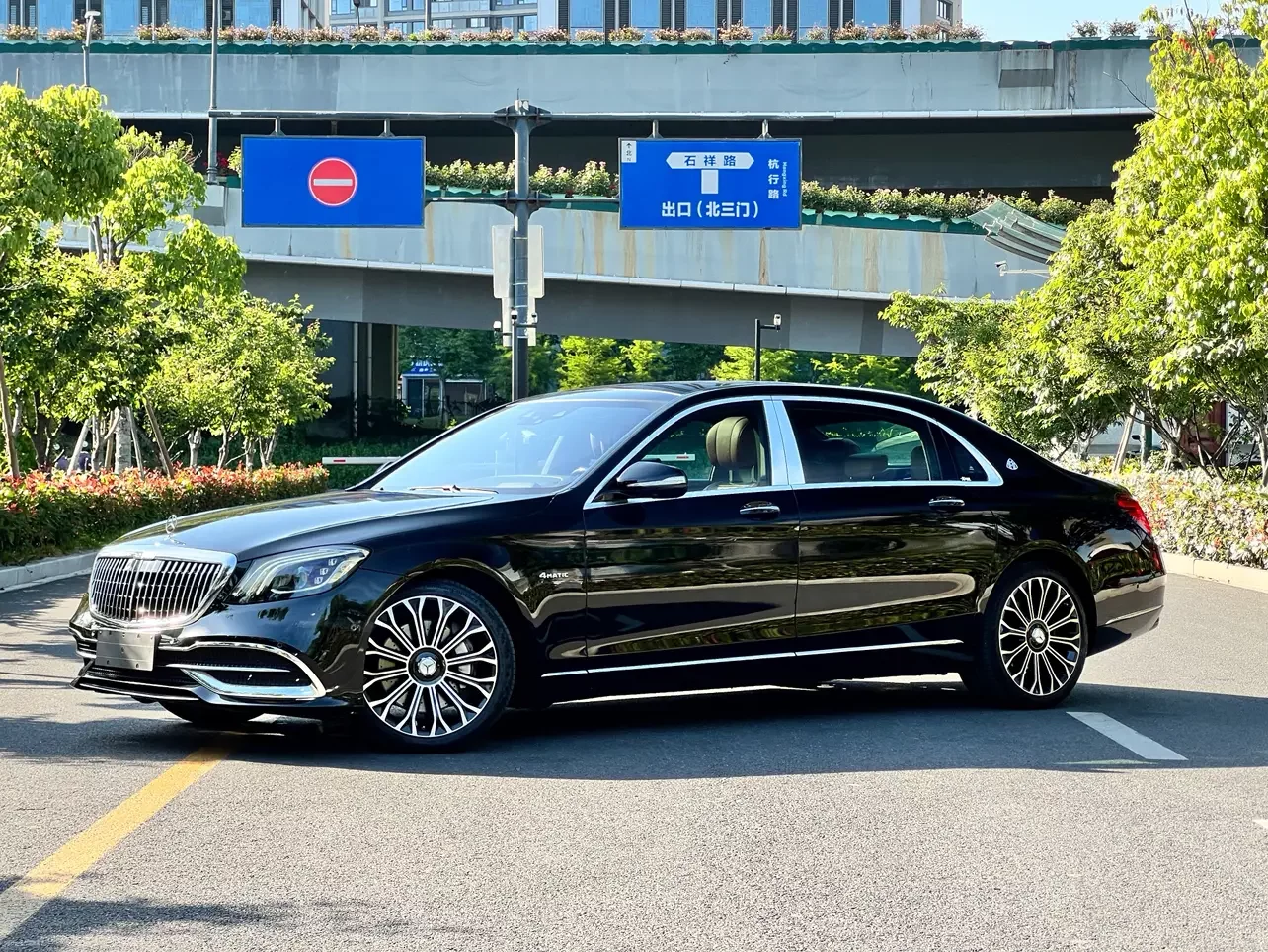 Mercedes-Benz Maybach S-Class