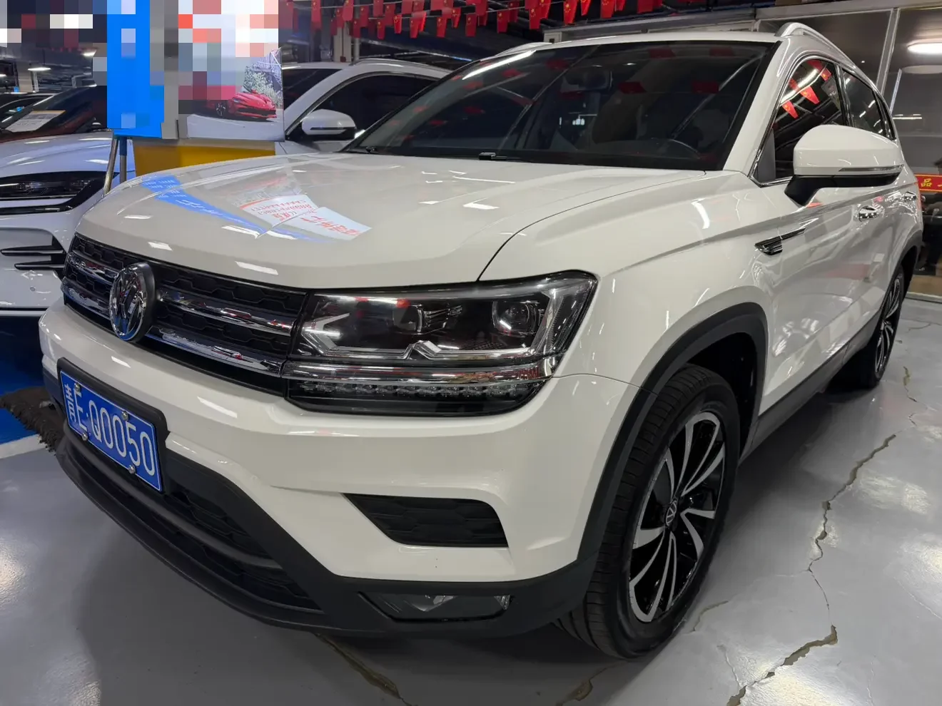 Volkswagen Tharu