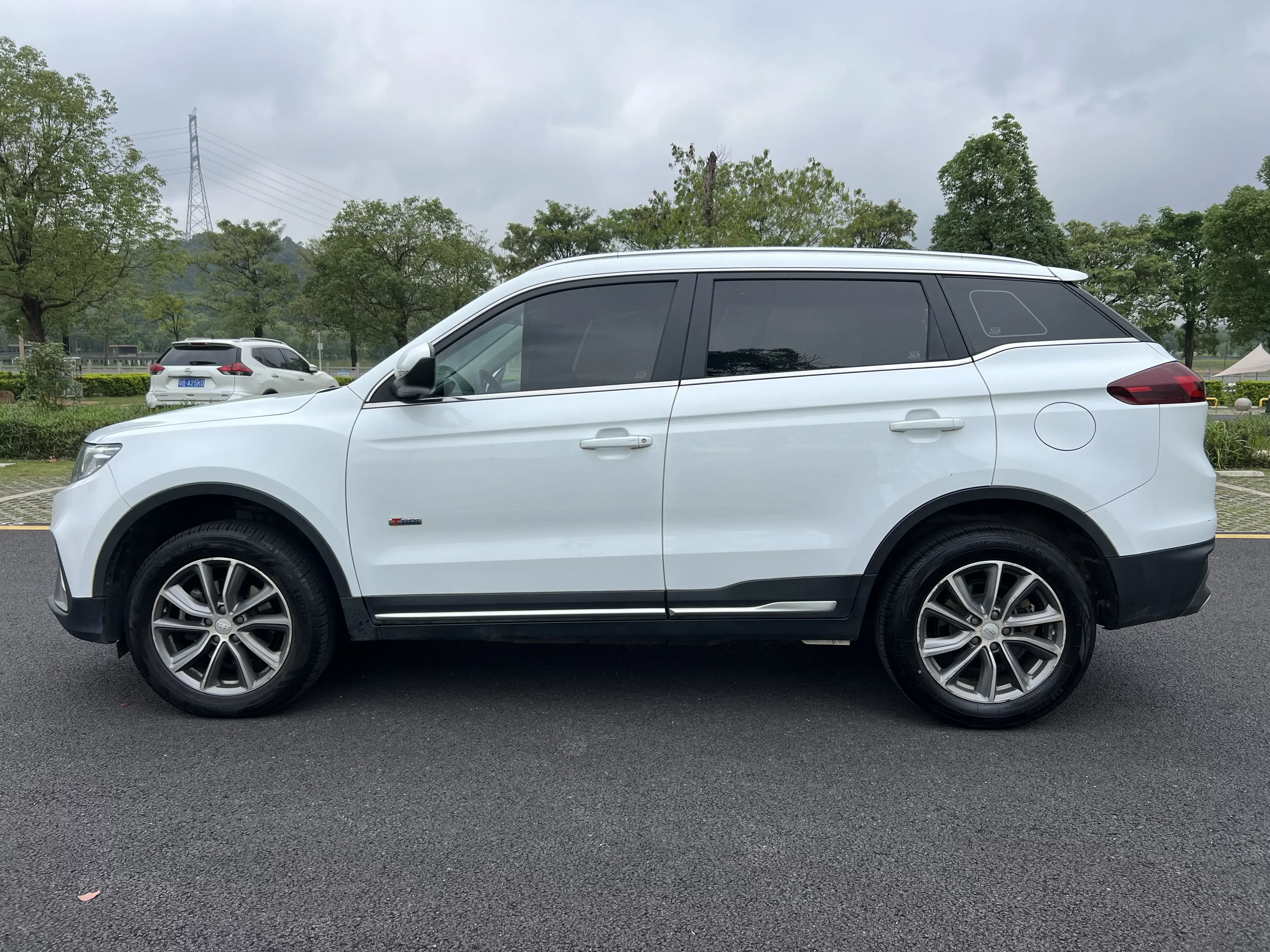Geely Atlas