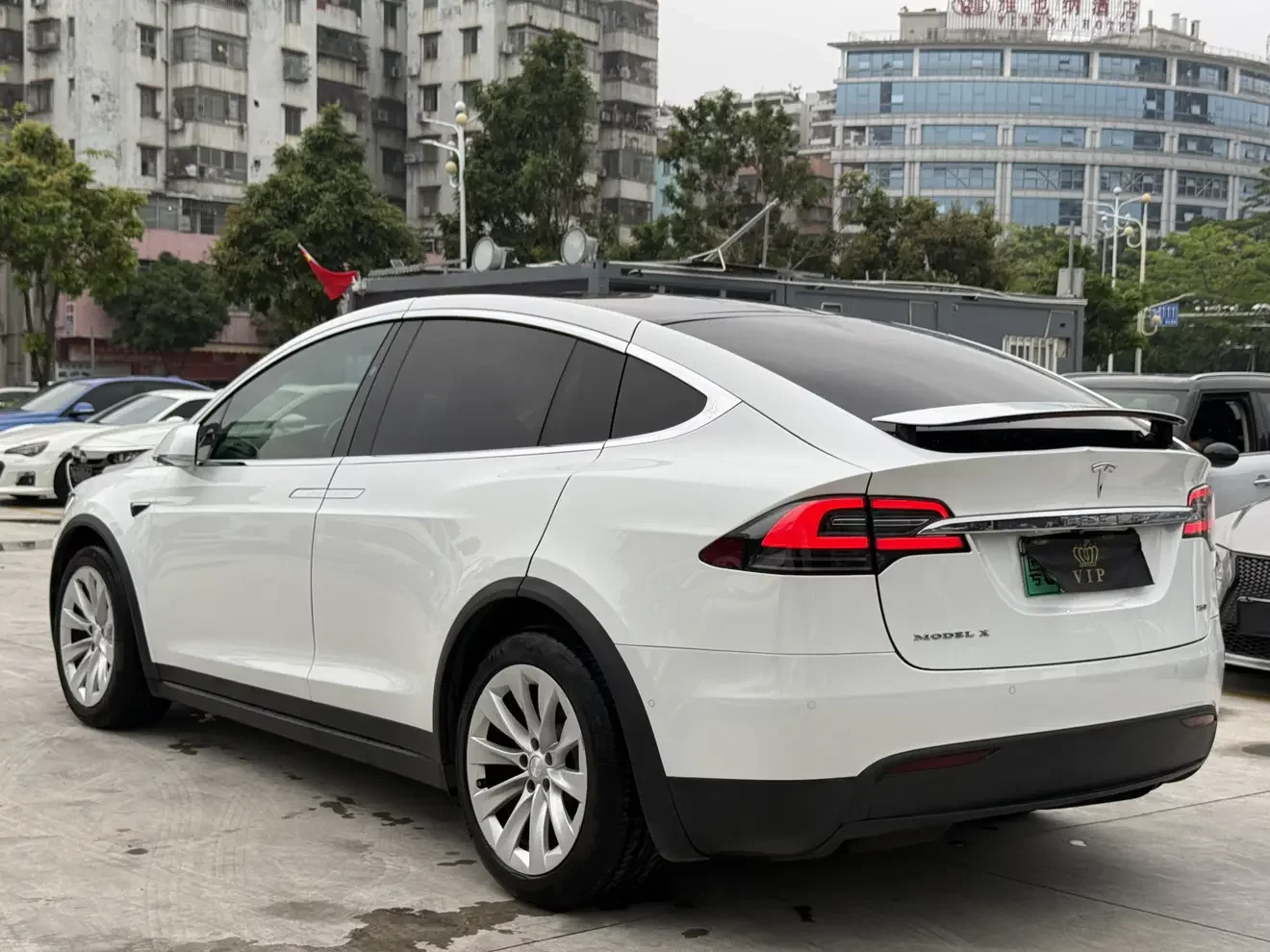 Tesla Model X