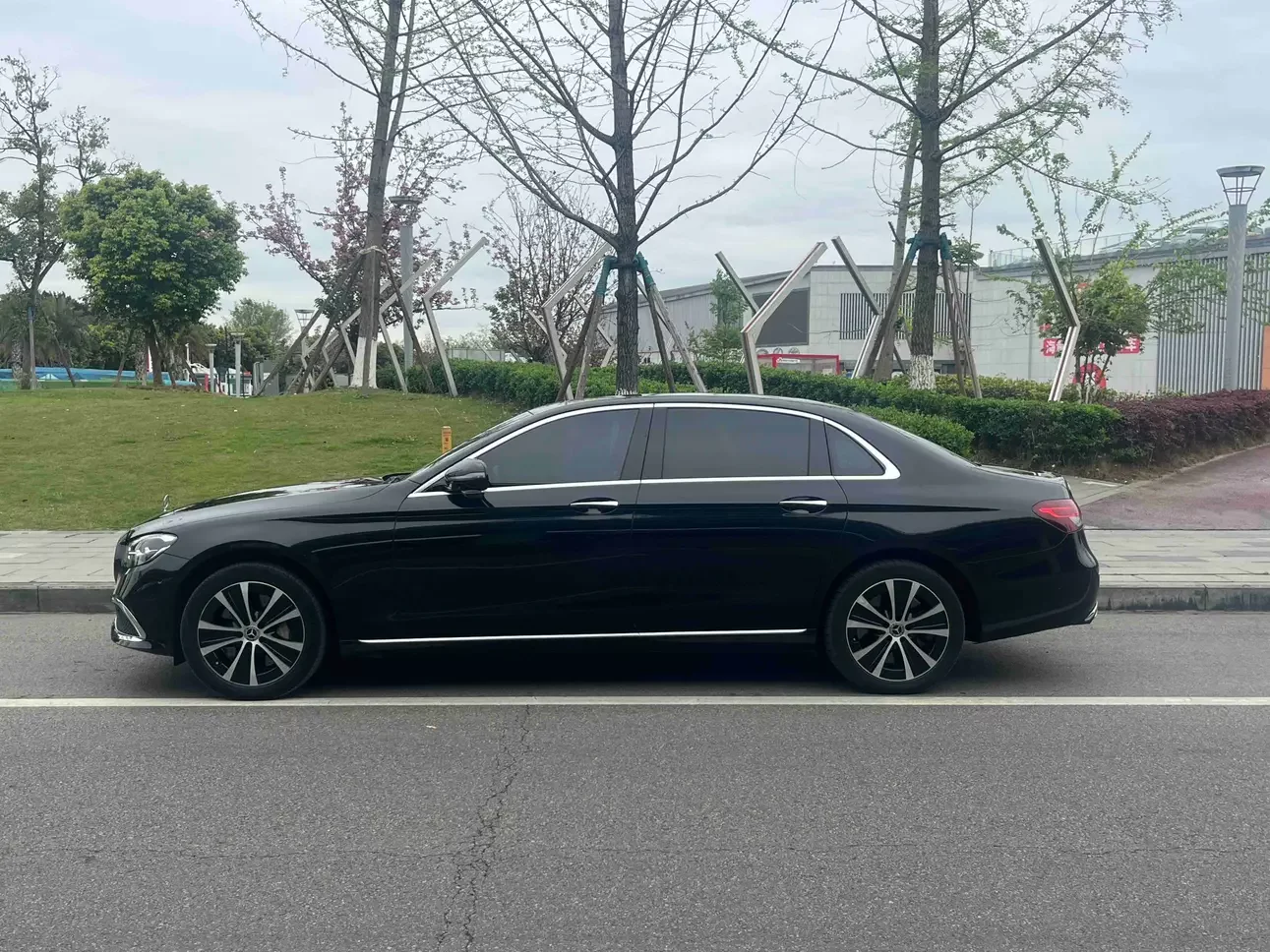 Mercedes-Benz E-Class PHEV