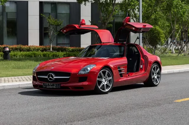 Mercedes-Benz SLS-Class AMG