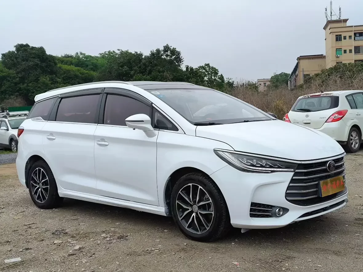 BYD Song MAX
