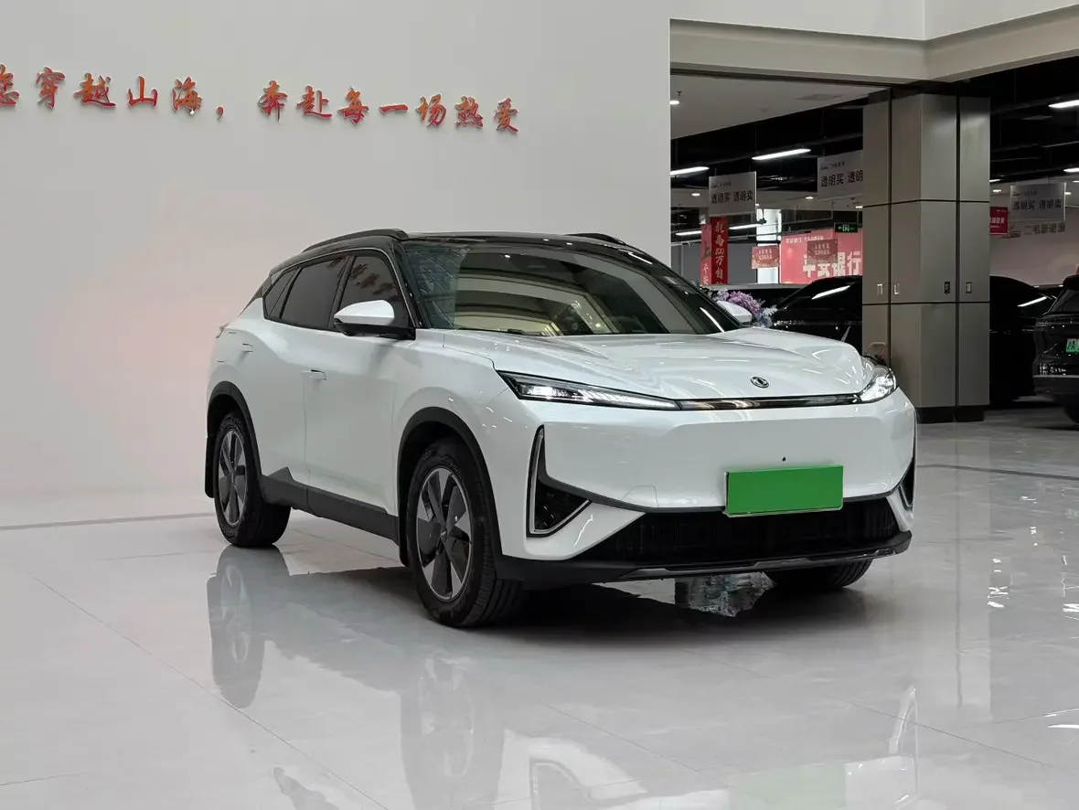 Dongfeng Fengshen L7 PHEV