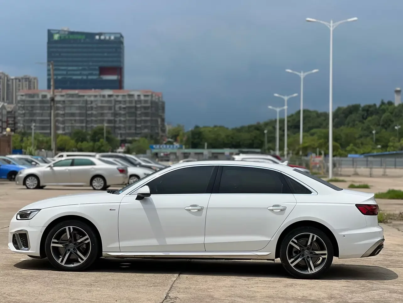 Audi A4L