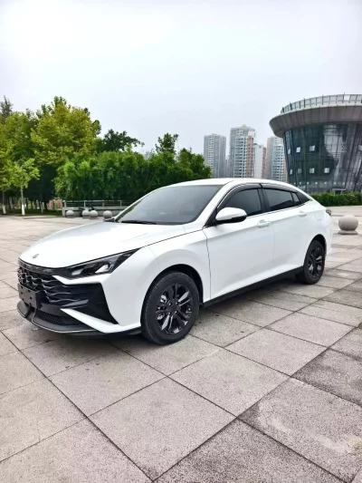 Dongfeng Yixuan
