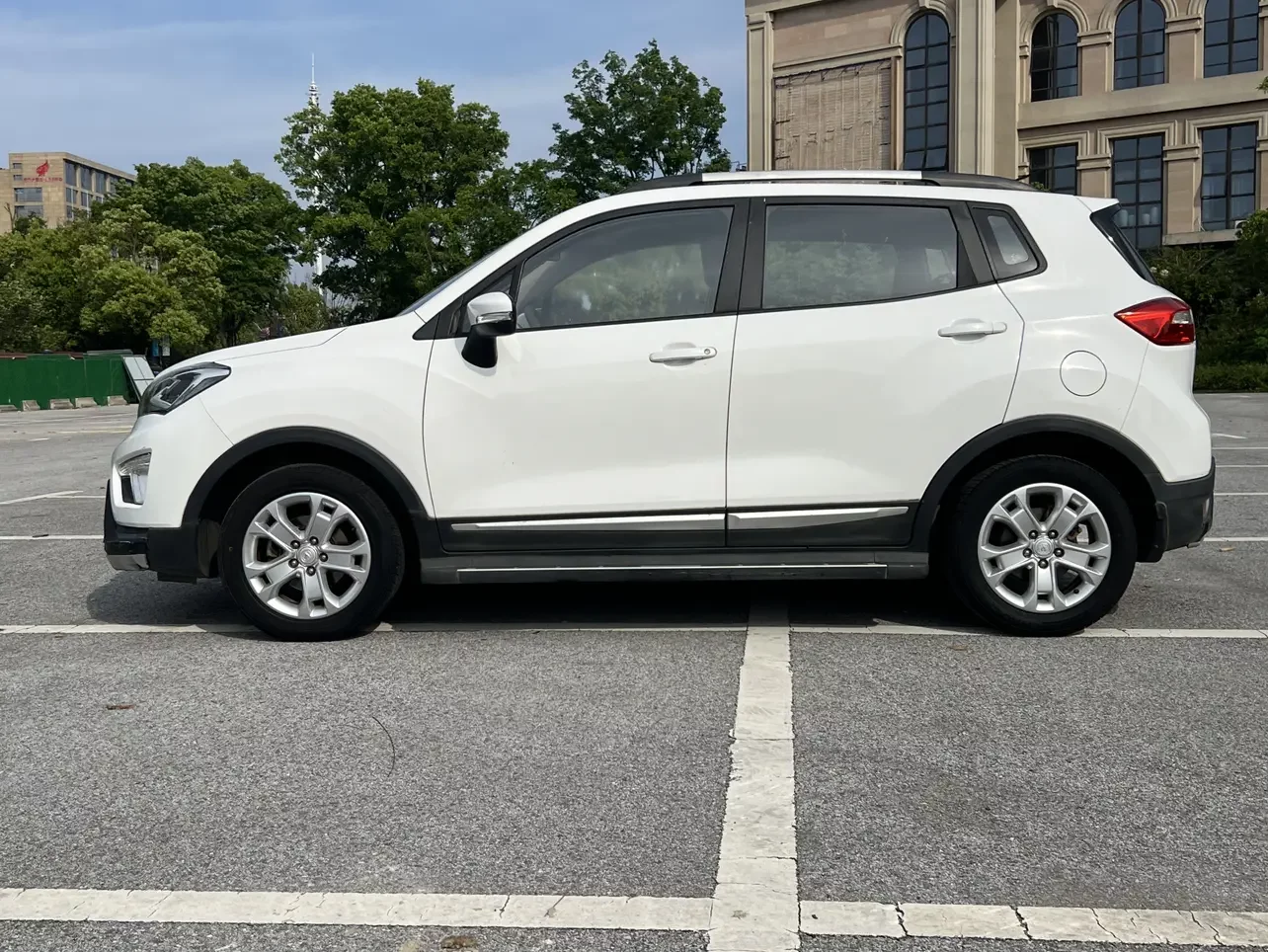 Changan CS15