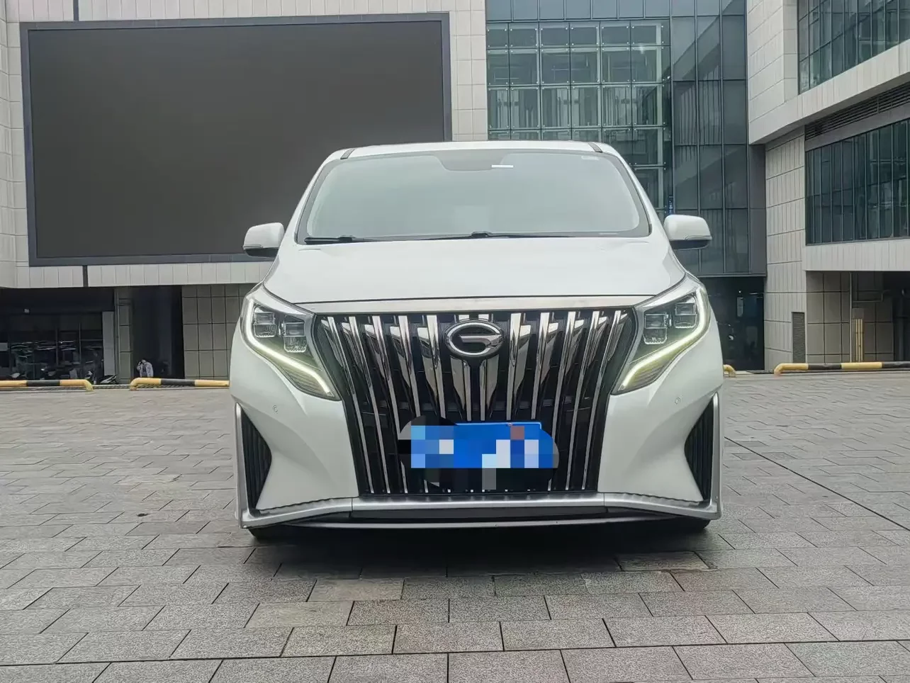 GAC Trumpchi M8