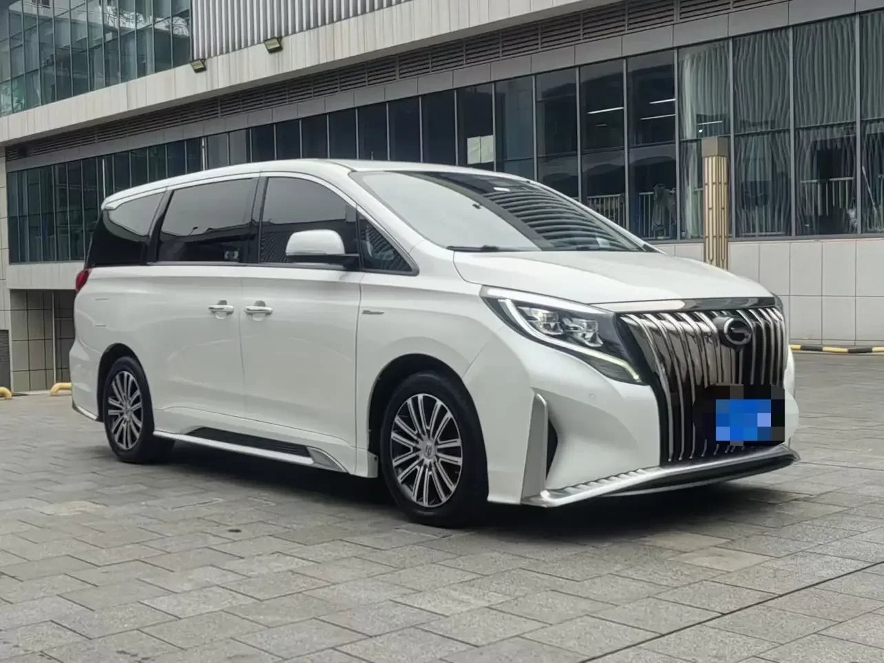 GAC Trumpchi M8