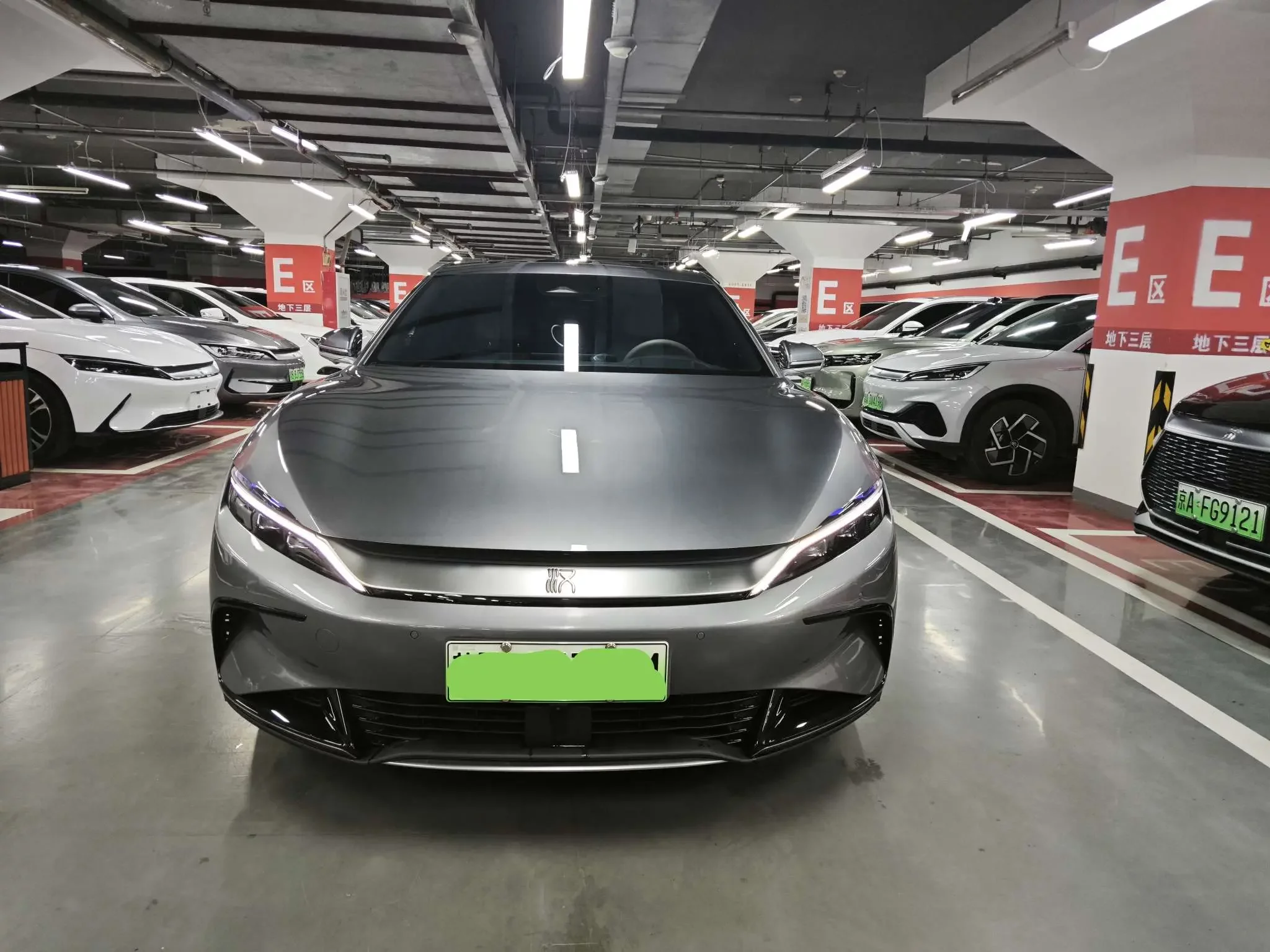 BYD Han EV