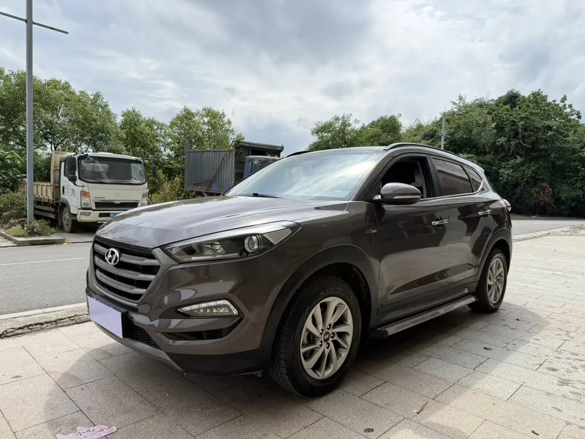 Hyundai Tucson L
