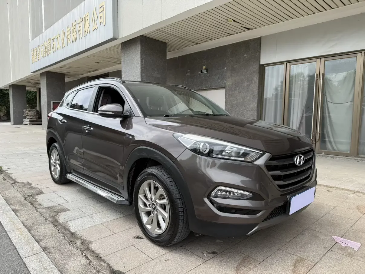 Hyundai Tucson L