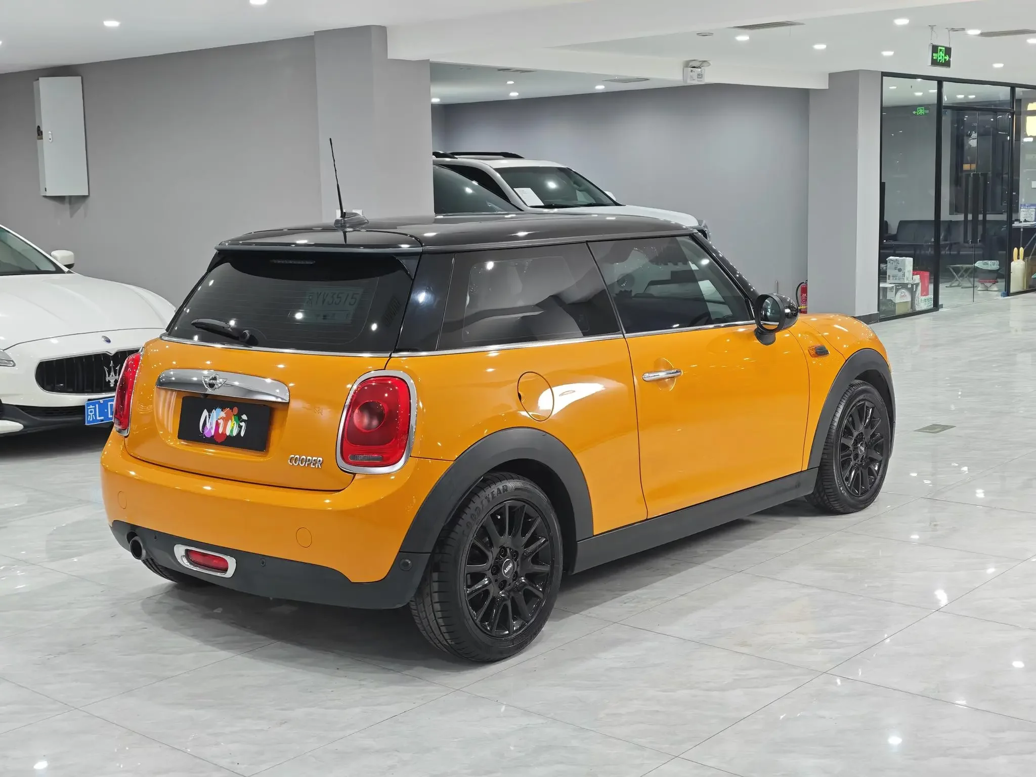 MINI 