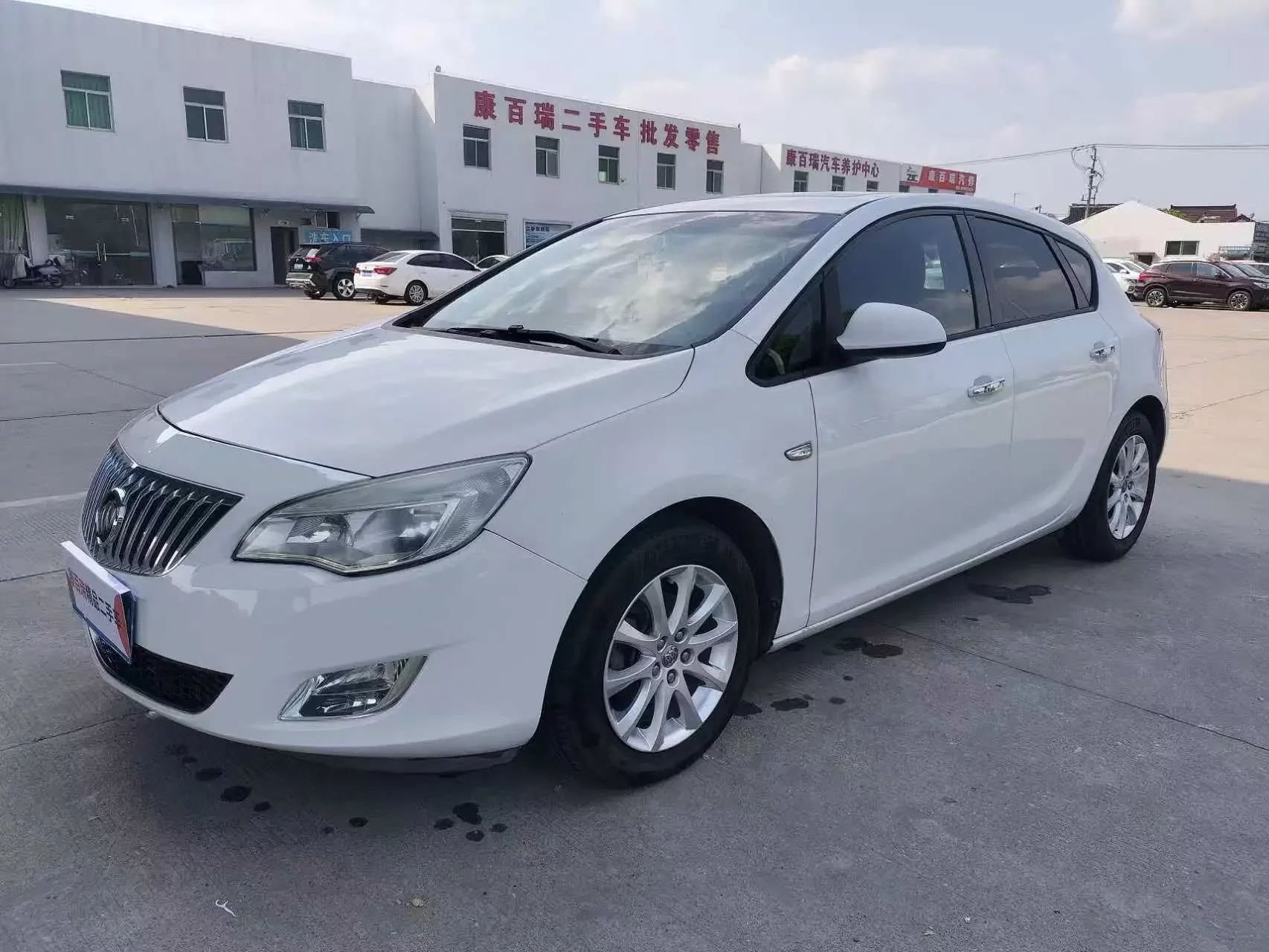 Buick Yinglang